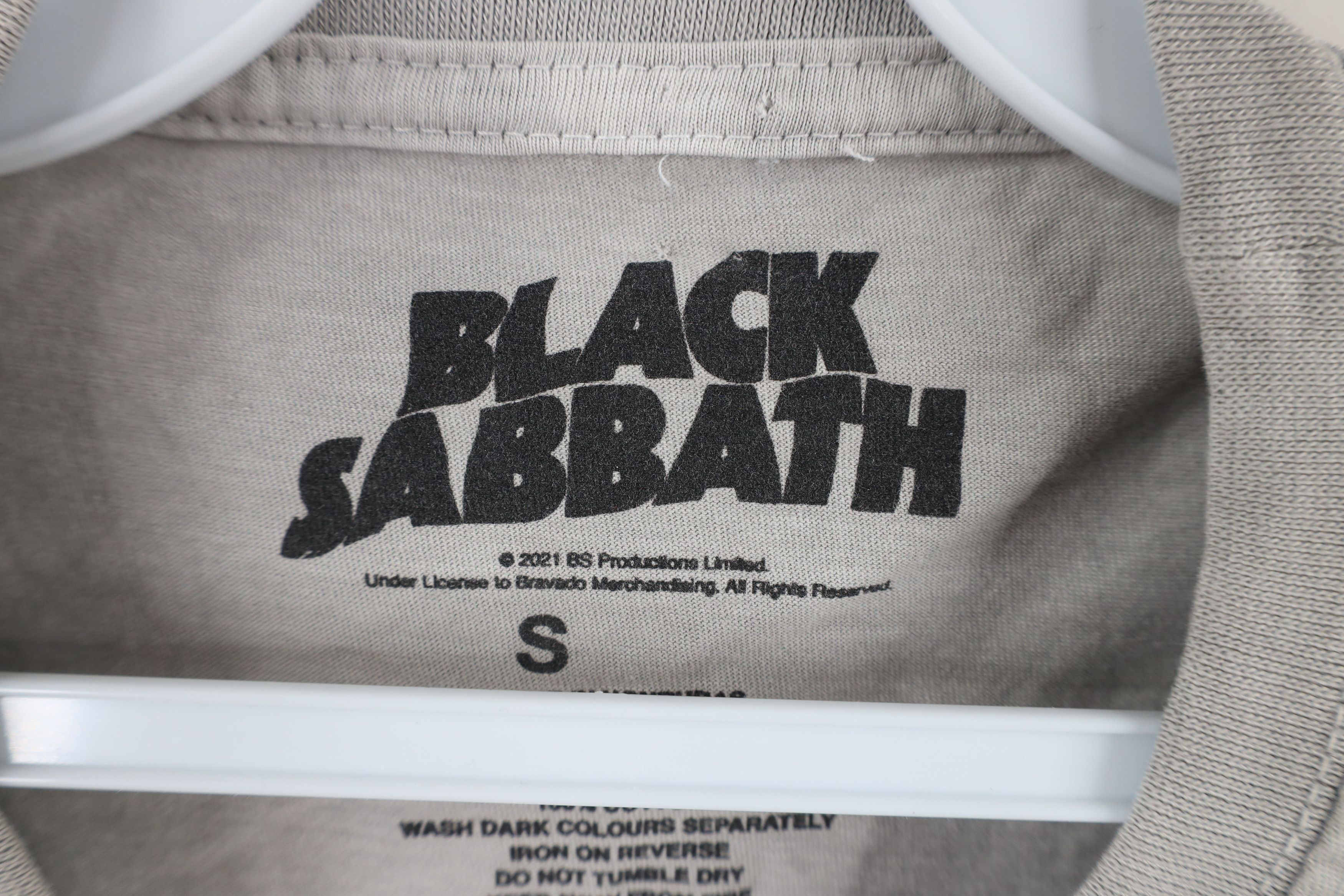 Vintage Retro Black Sabbath Spell Out Short Sleeve Band T-Shirt Gray Size US S / EU 44-46 / 1 - 4 Thumbnail