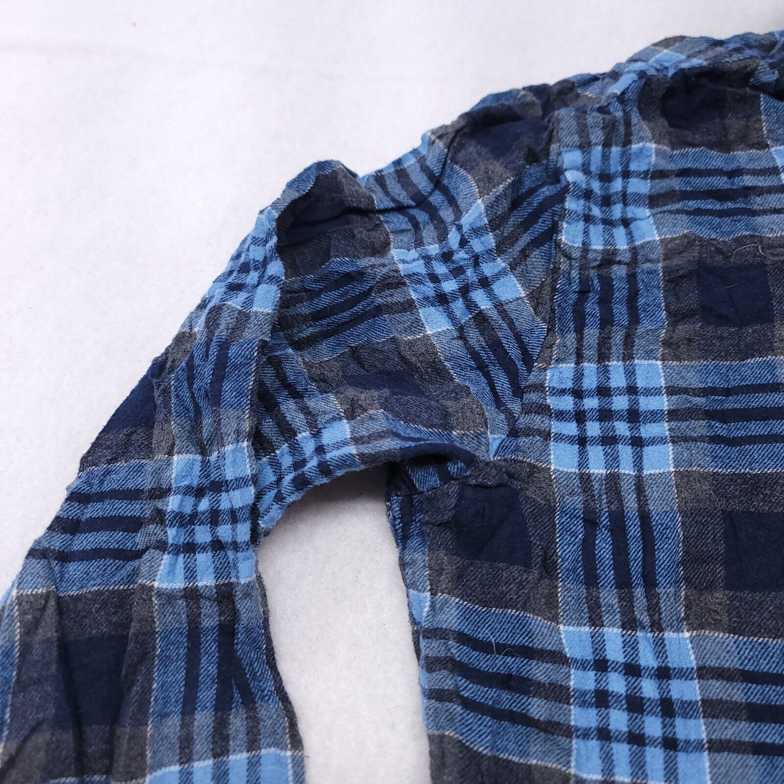 Croft & Barrow Croft & Barrow Tartan Flannel Shirt Mens Size L Blue Gray Size US L / EU 52-54 / 3 - 4 Thumbnail