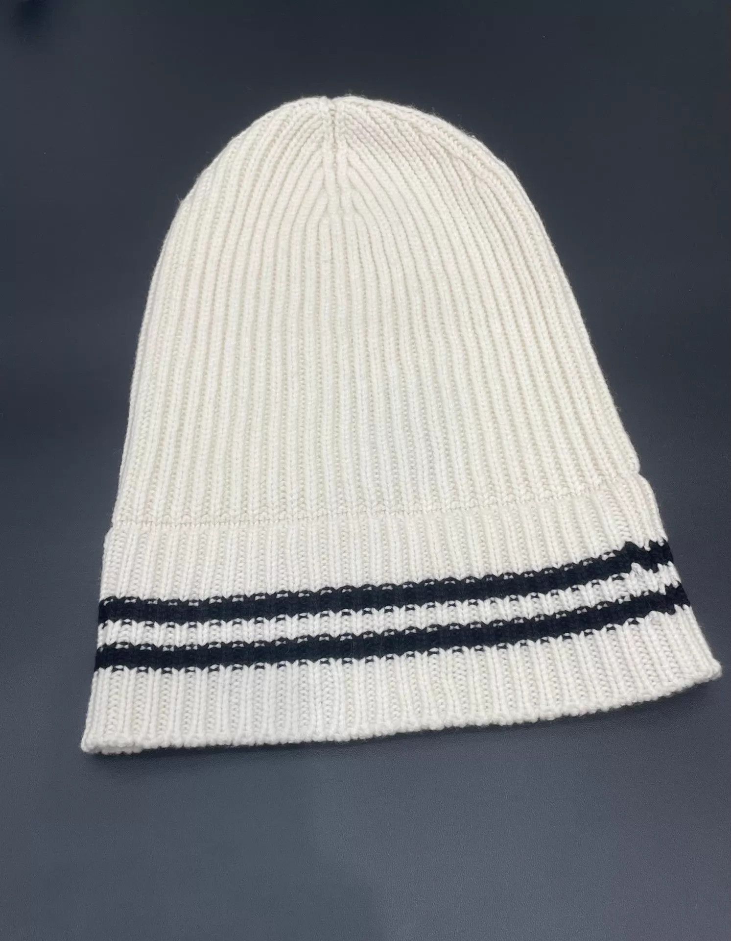 Chanel Chanel Black White Colorblocked Embroidered Logo Beanie Size ONE SIZE - 3 Thumbnail