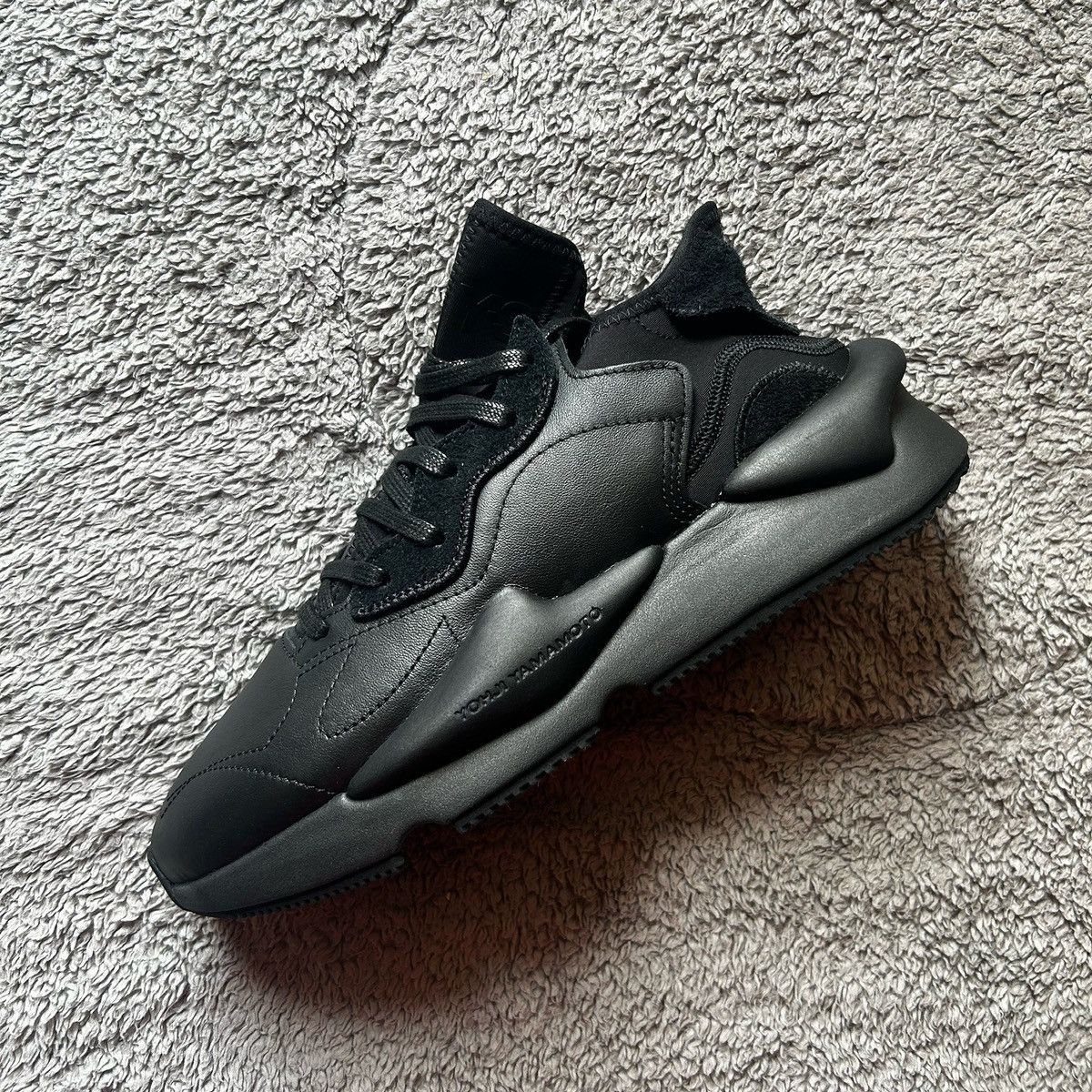 Y3 kaiwa all black sales