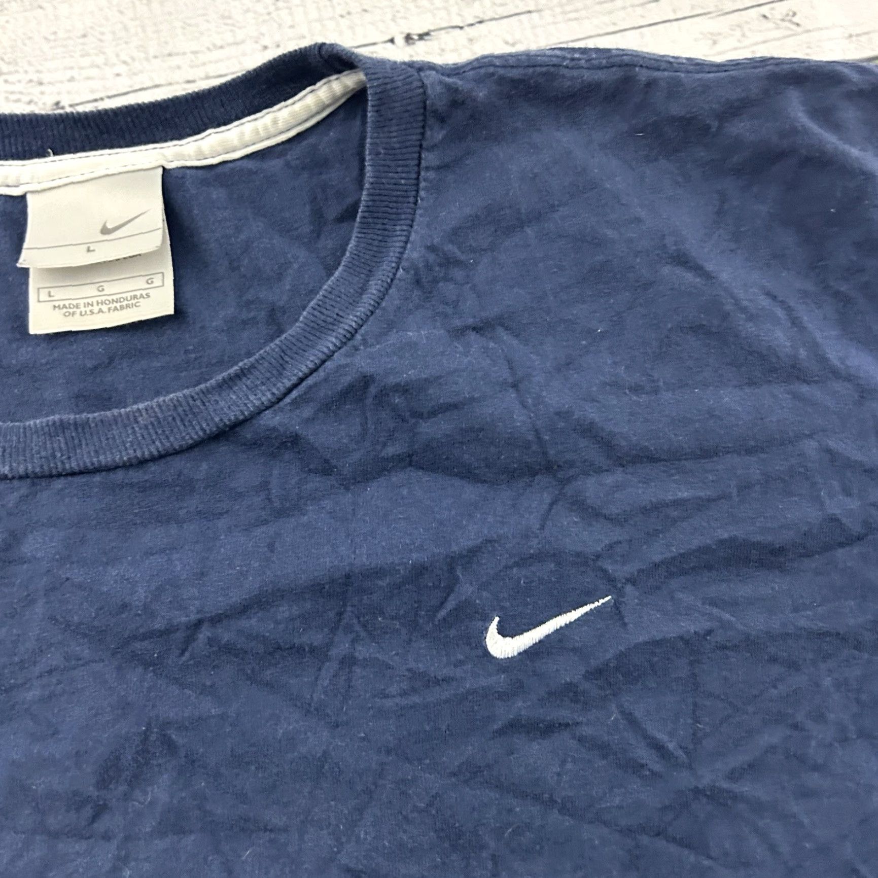Nike Vintage Nike Short Sleeve T-Shirt Men L Blue Check Shirt Size US L / EU 52-54 / 3 - 3 Thumbnail
