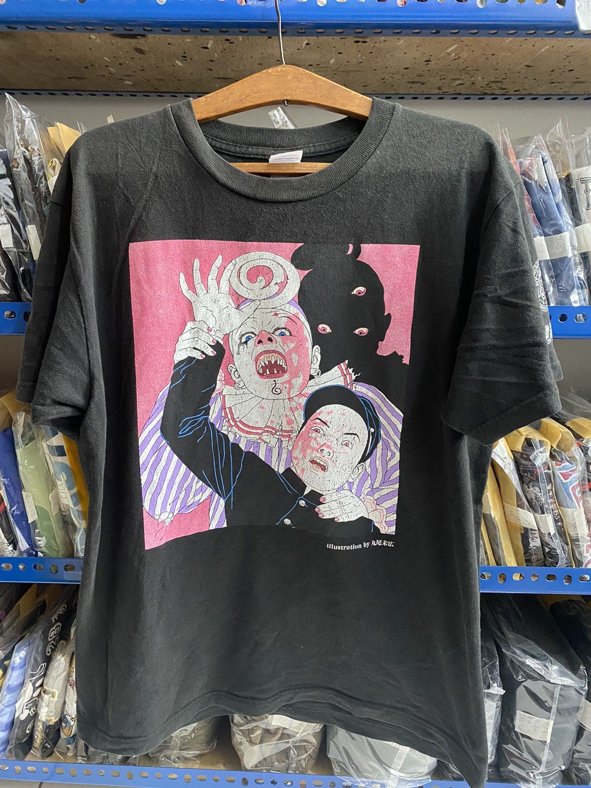 Japanese Brand ART TSHIRT Size US L / EU 52-54 / 3 - 1 Thumbnail