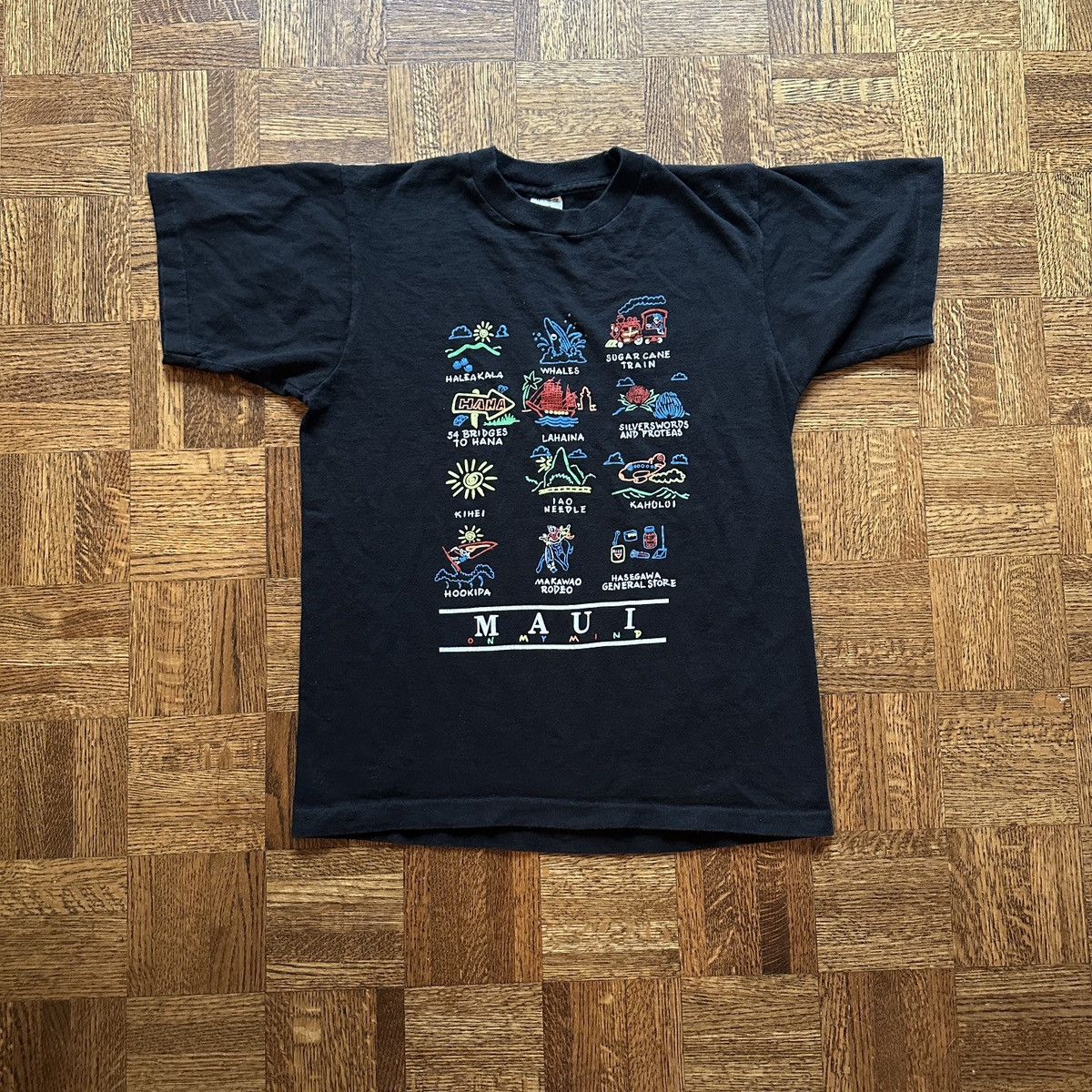 Vintage Vintage 90s Maui Hawaii Cartoon Graphic Tee Size US M / EU 48-50 / 2 - 1 Thumbnail