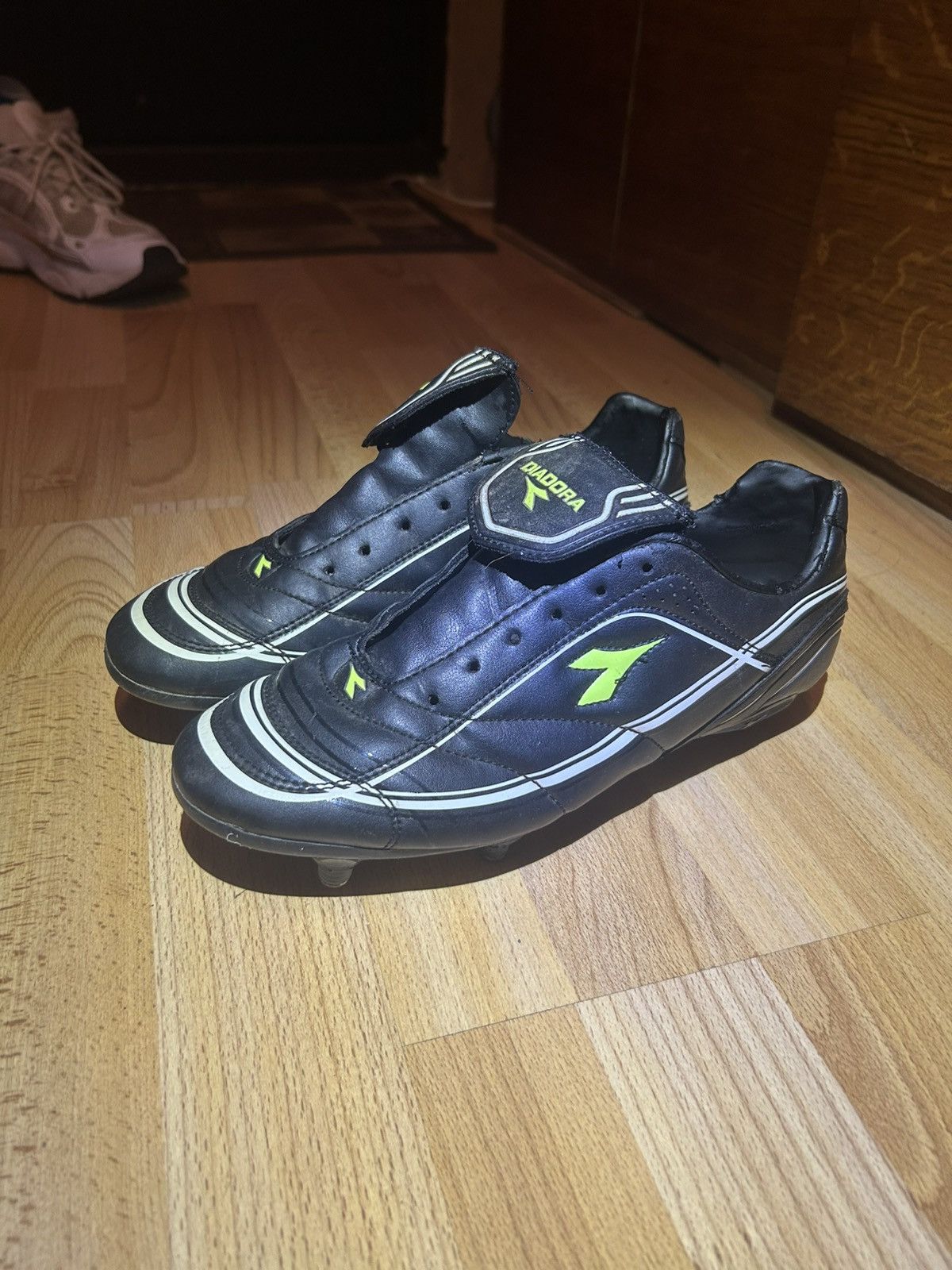 Diadora × Vintage Vintage 1990s diadora football boots ** VERY RARE ** Size US 7.5 / EU 40-41 - 1 Thumbnail