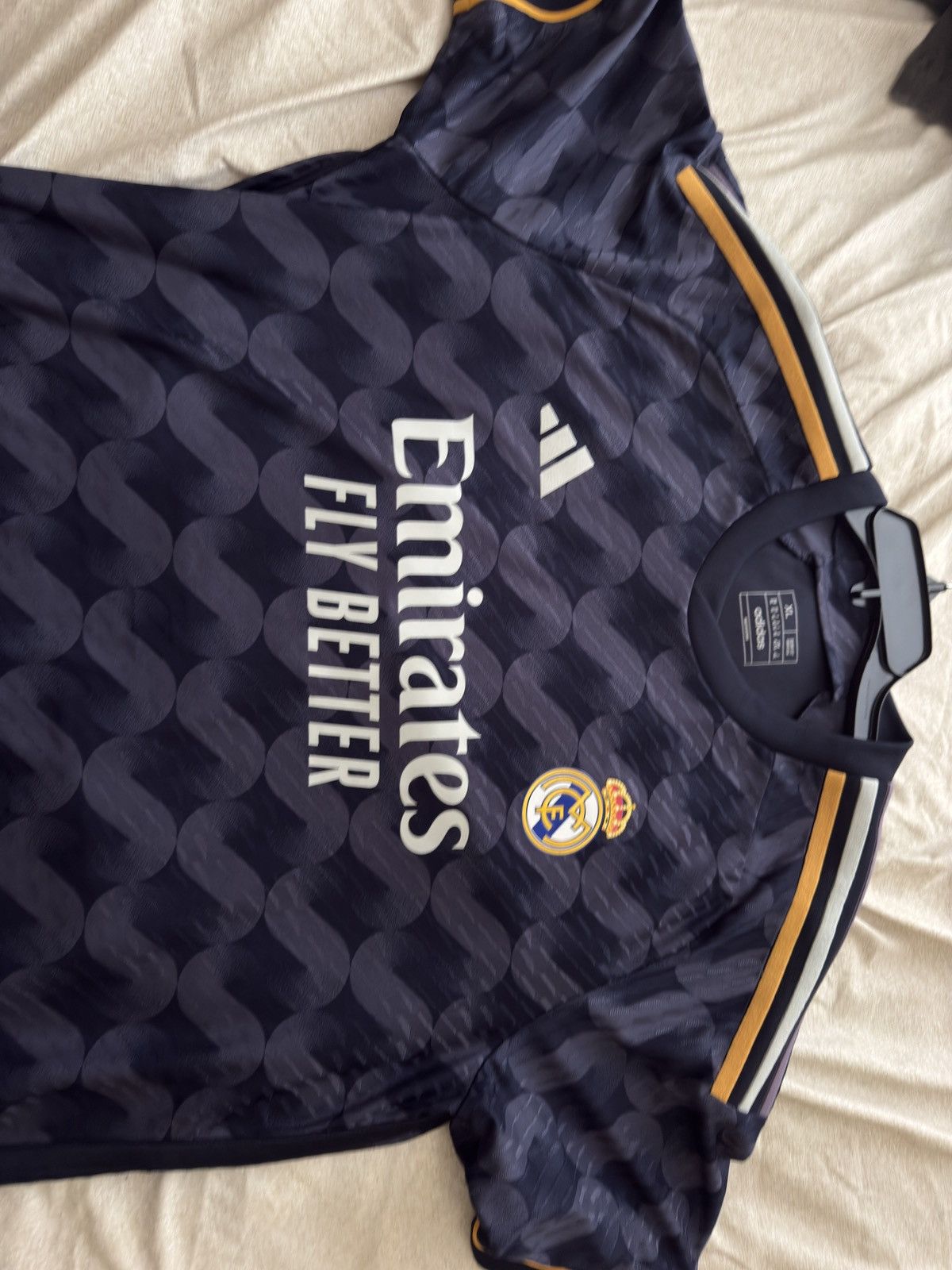 Adidas Real Madrid 23/24 Away Jersey AuthenticHEAT.RDYPlayerVersion Size US XL / EU 56 / 4 - 2 Thumbnail