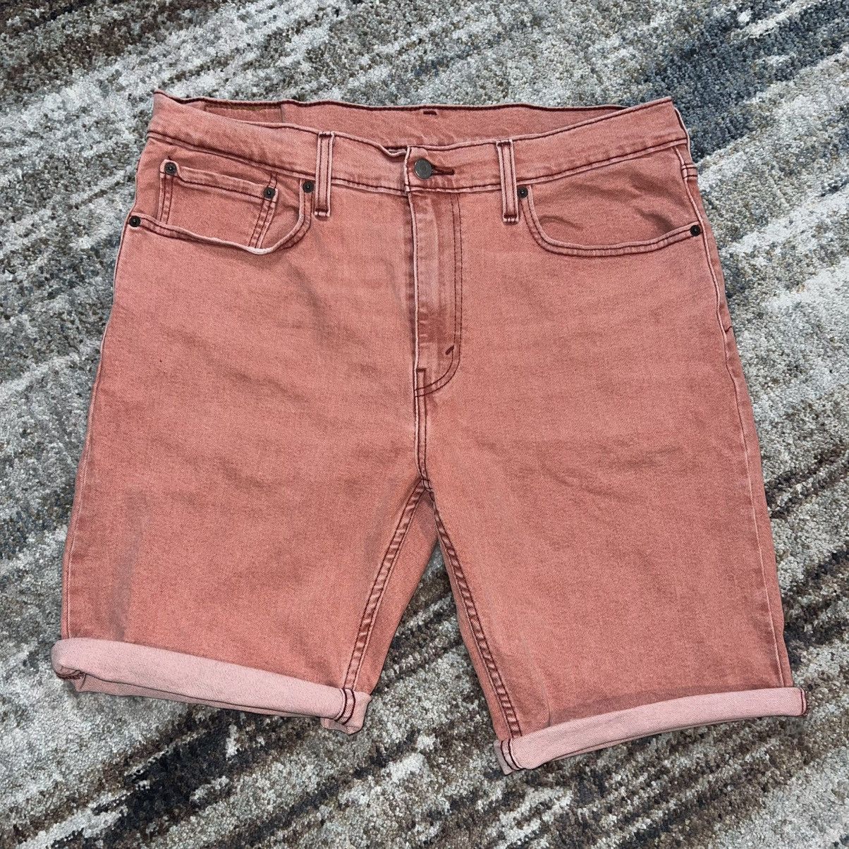 Levi's NEW Levi’s Washed Red Denim Shorts Size US 36 / EU 52 - 2 Thumbnail
