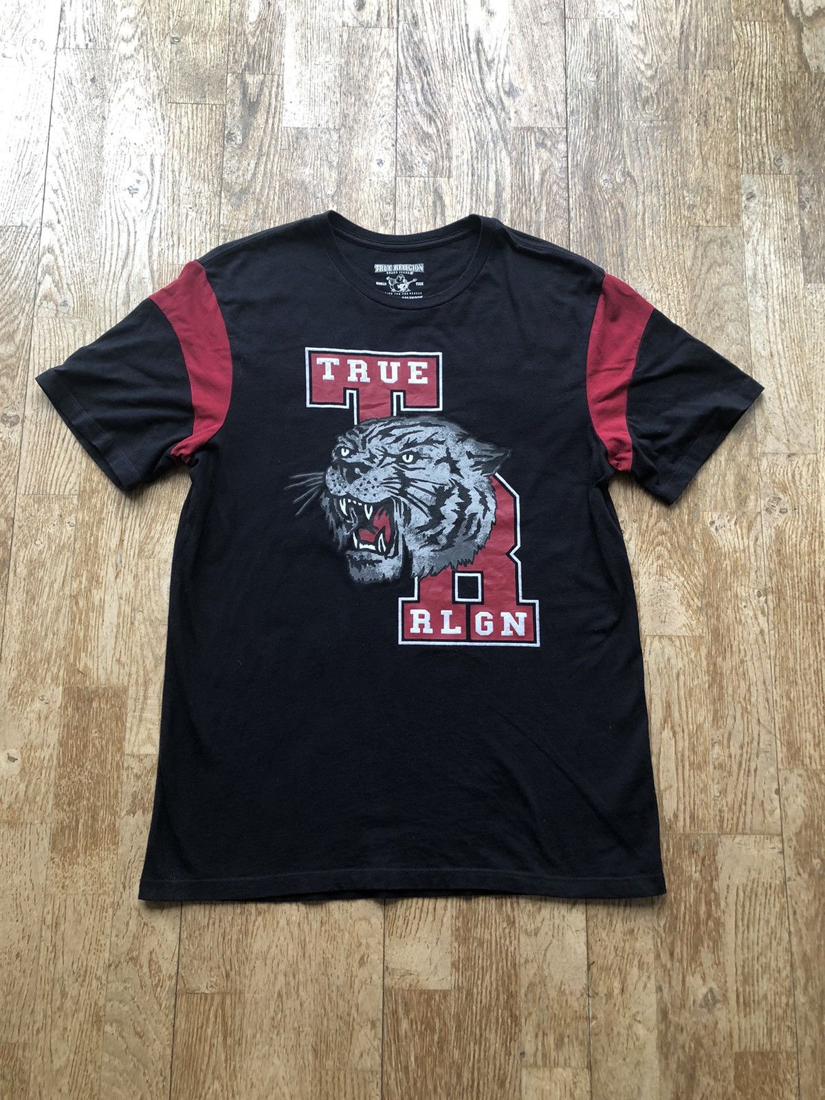 True Religion TRUE RELIGION VINTAGE PRINT DESIGN TEE SHIRT Size US M / EU 48-50 / 2 - 1 Thumbnail