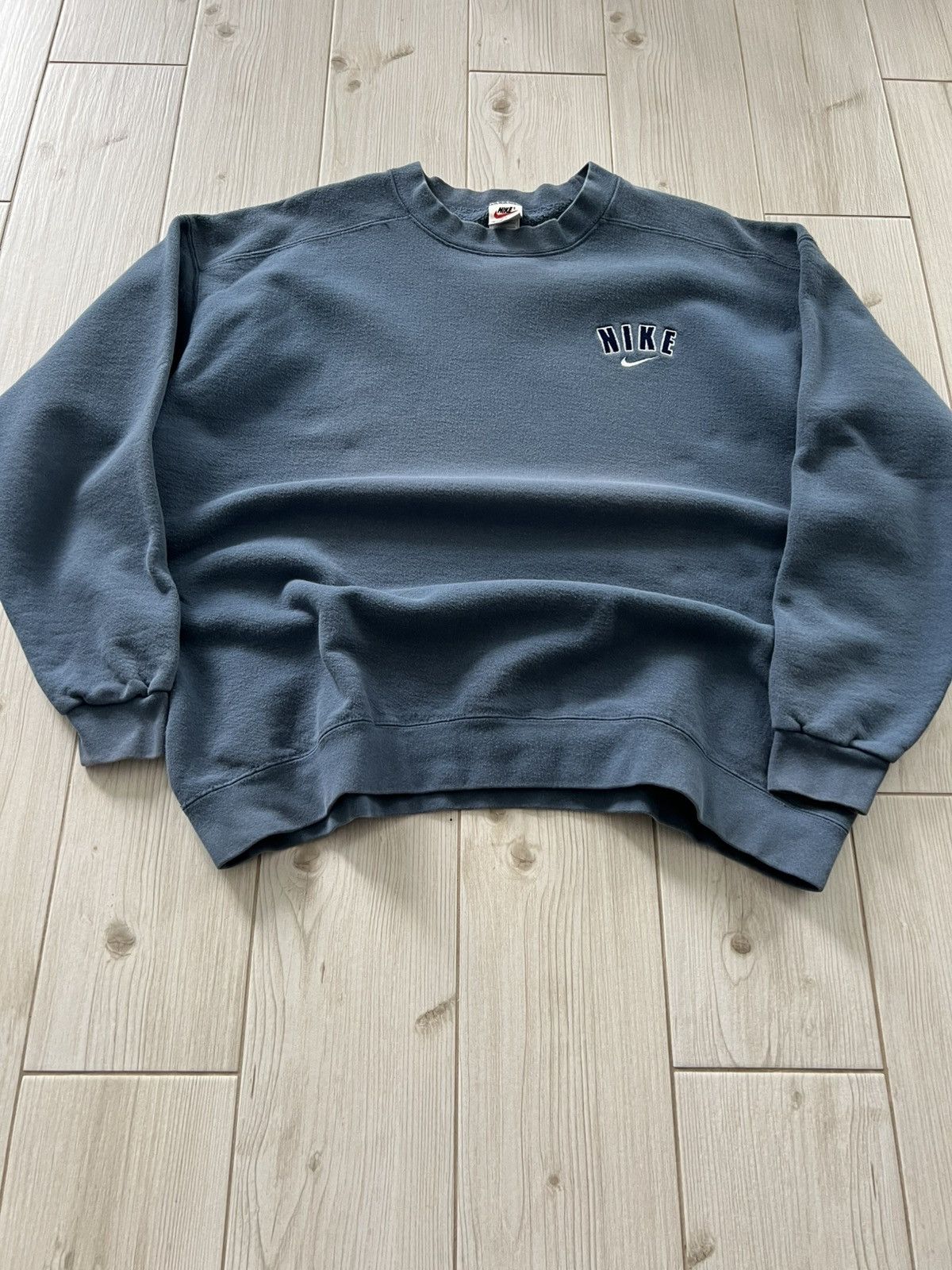 Nike Vintage 90s Nike Sweatshirt Y2K Hype Rare Size XL Size US XL / EU 56 / 4 - 4 Thumbnail