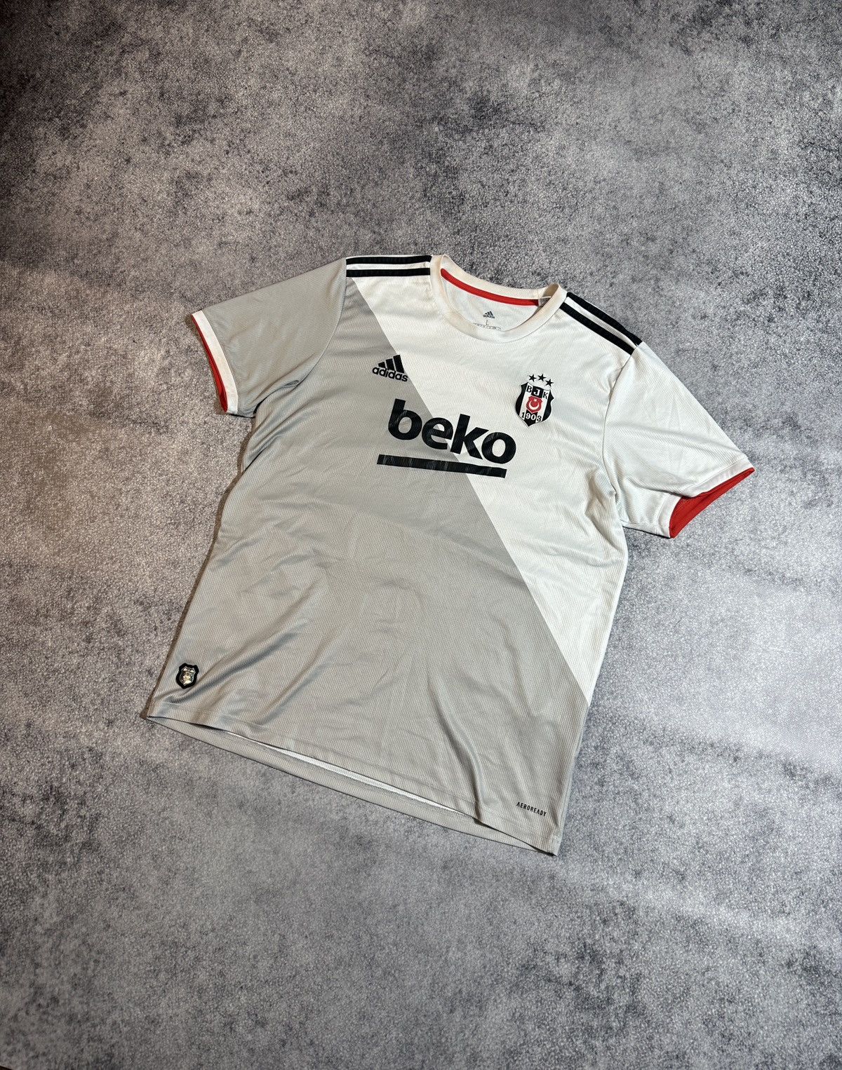 Adidas Adidas Beshiktash Vodafone Soccer Jersey Turkey Blokecore S Size US L / EU 52-54 / 3 - 1 Thumbnail