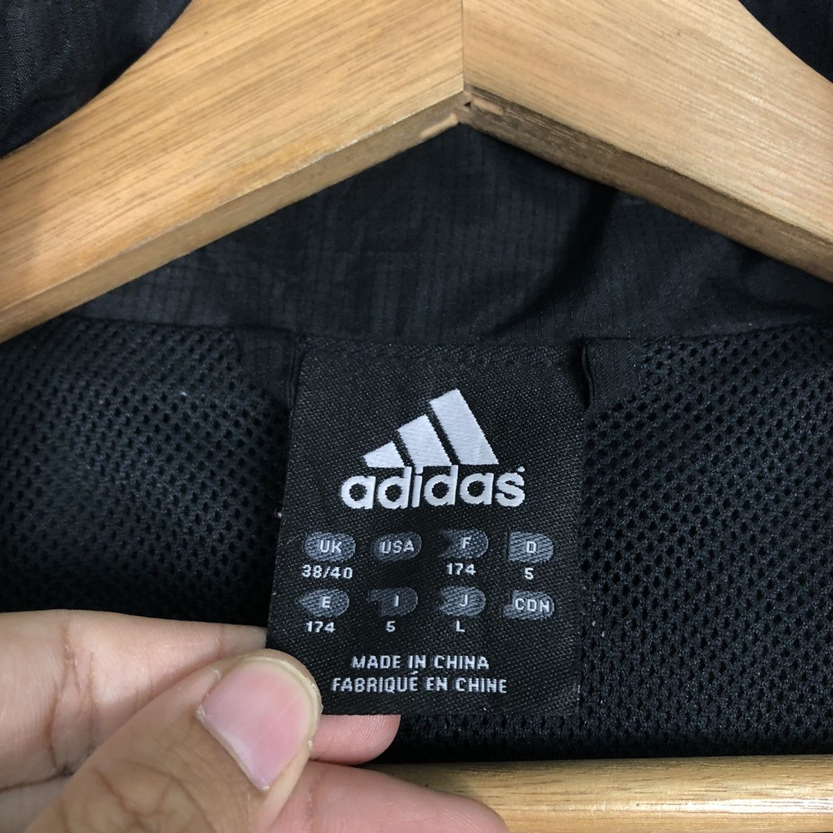 Adidas 🔥Vintage Adidas Liverpool Carlsberg Big Logo Size US L / EU 52-54 / 3 - 17 Thumbnail