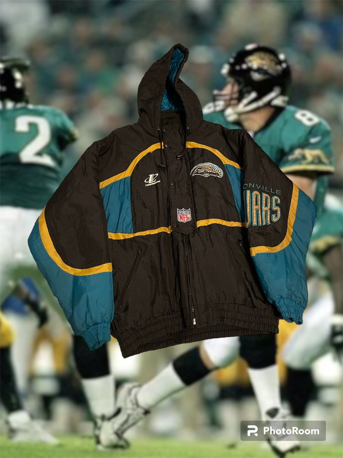 Men's vintage 90's Pro Player NFL Jacksonville Jaguars windbreaker