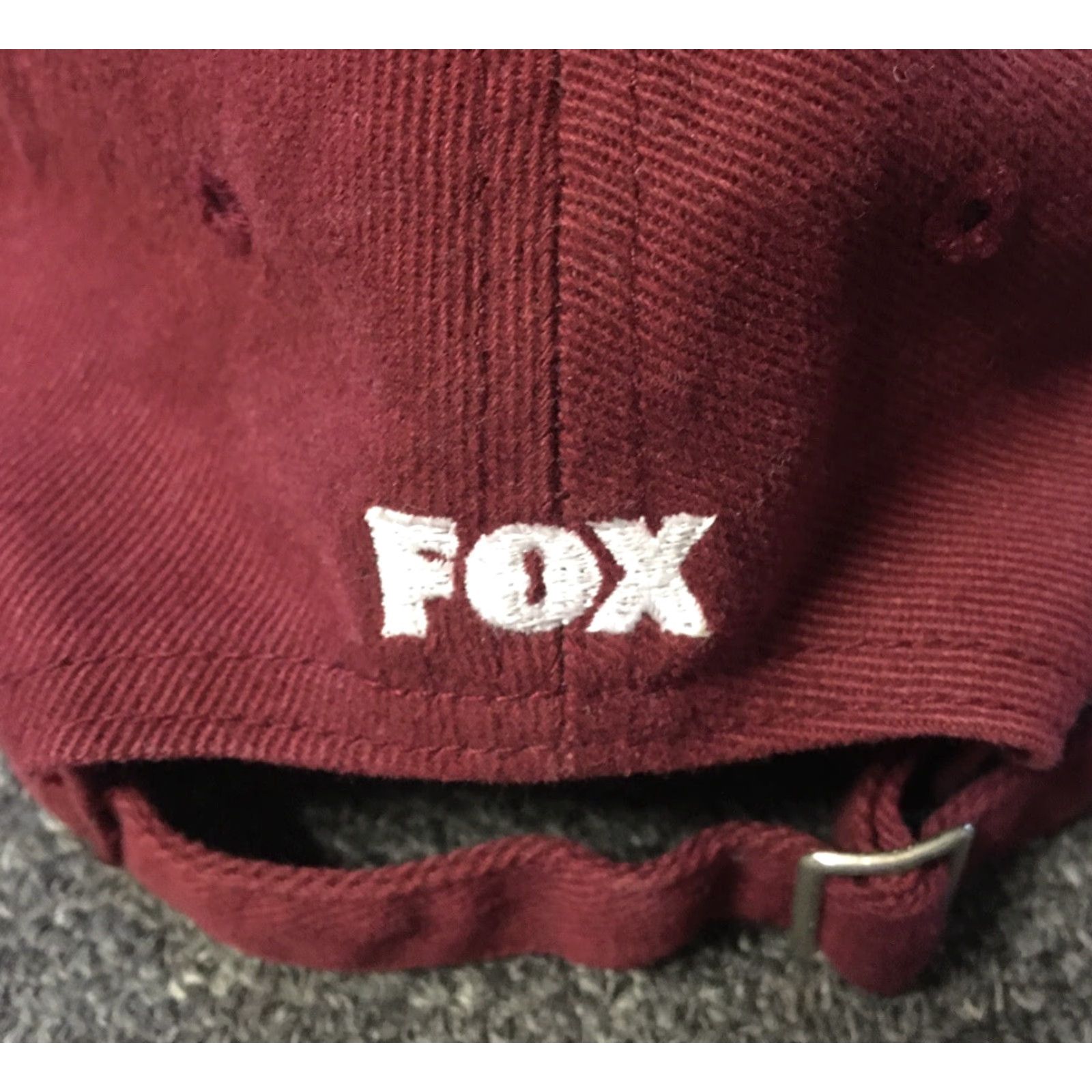Vintage VINTAGE Fox The War At Home TV Sitcom Promotional Hat Mens Adjustable Red Fox Network TV Series Theme 80s 90s USA Biker Movie Humor Michael Rapaport Size ONE SIZE - 4 Thumbnail