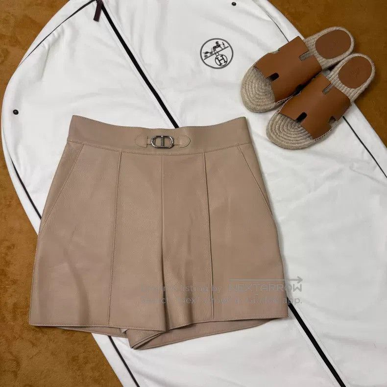 Hermes Hermes Pig Nose Buckle Beige Sheepskin Short Pants Size 24" / US 00 / IT 34 - 1 Thumbnail