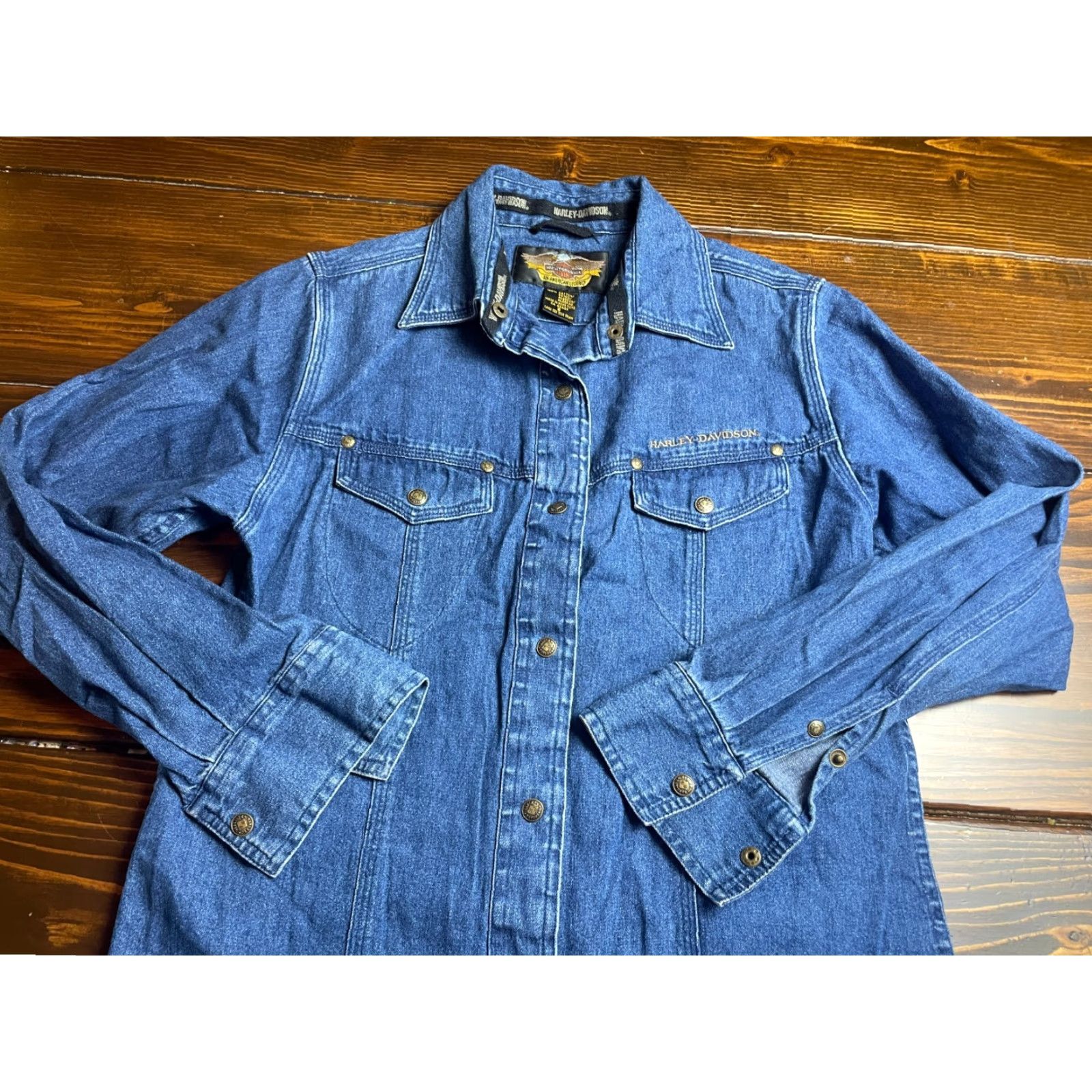Harley Davidson Harley-Davidson Shirt Womens Small Denim Slim Fit Embroidered Button Up - Blue - Casual Size S / US 4 / IT 40 - 3 Thumbnail