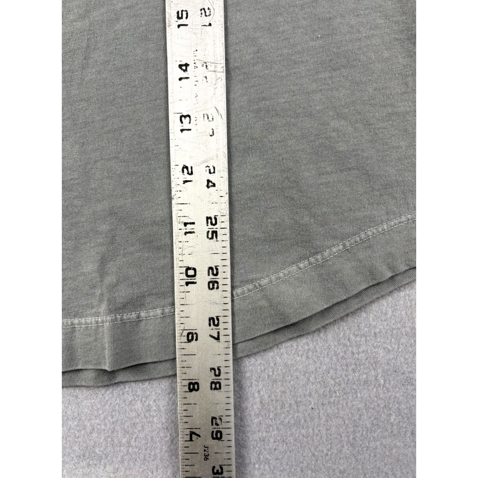 Buck Mason Buck Mason T Shirt Men’s Size M Gray Short Sleeve Crew Neck Curved Hem Solid Cotton Regular Size Type NS Size US M / EU 48-50 / 2 - 6 Thumbnail