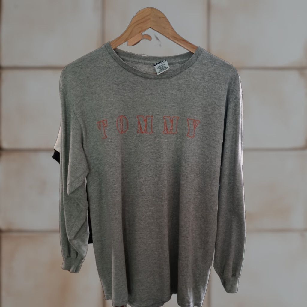 VINTAGE Tommy Hilfiger Made In USA Long Sleeve Tee Spell Out Grail XL Mens Gray Shirt