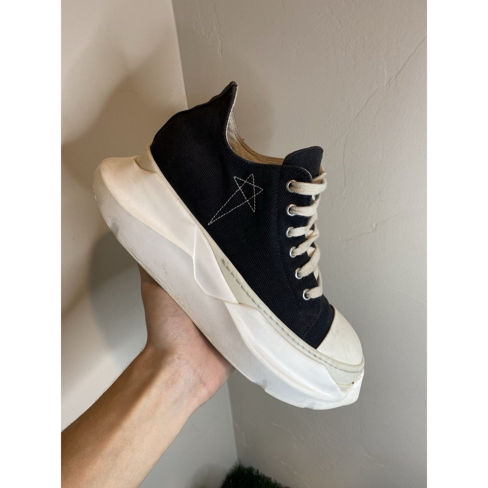 Rick Owens Rick Owens DRKSHDW Abstract Low | Size 39 EU (6 US) Size US 6 / EU 39 - 3 Thumbnail