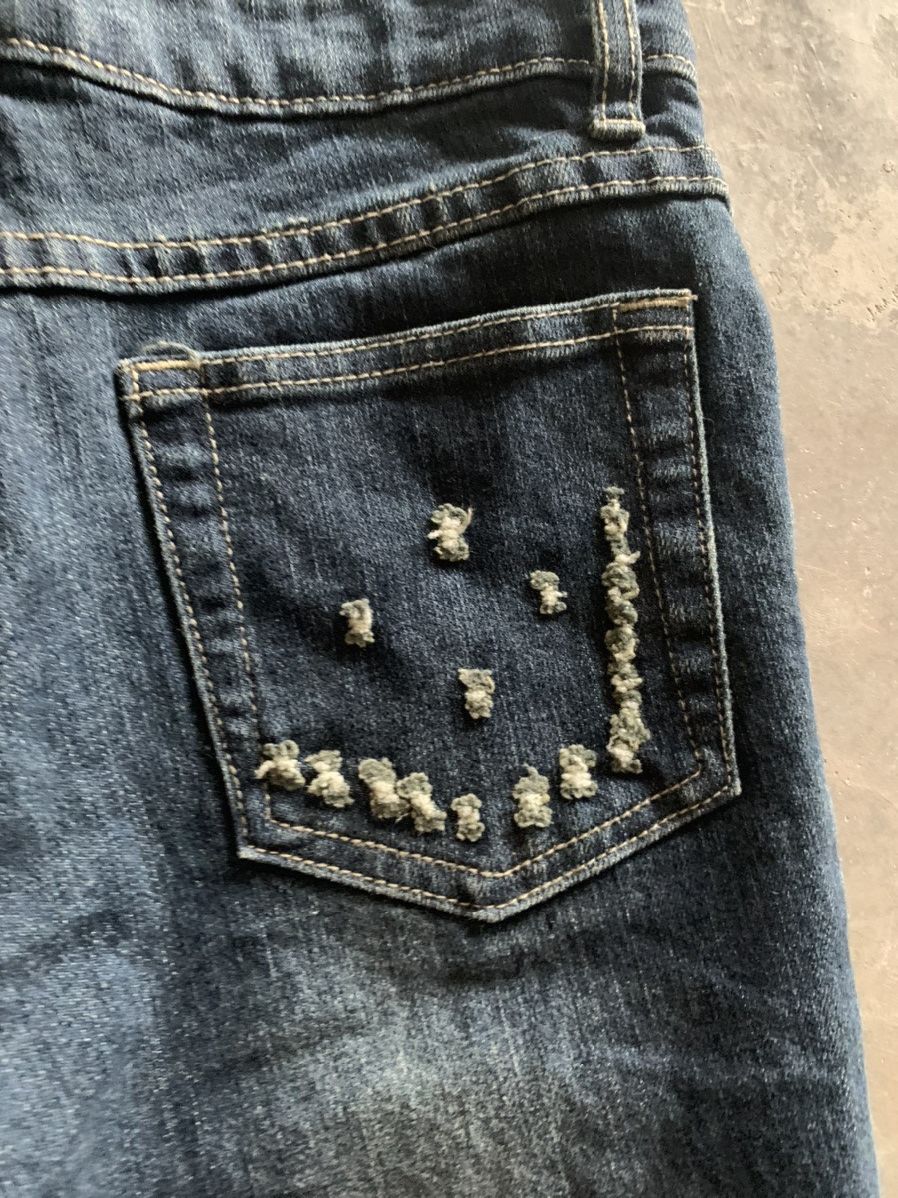 If Six Was Nine × Le Grande Bleu (L.G.B.) flare distressed style with splatter and beads design Size US 27 - 13 Thumbnail