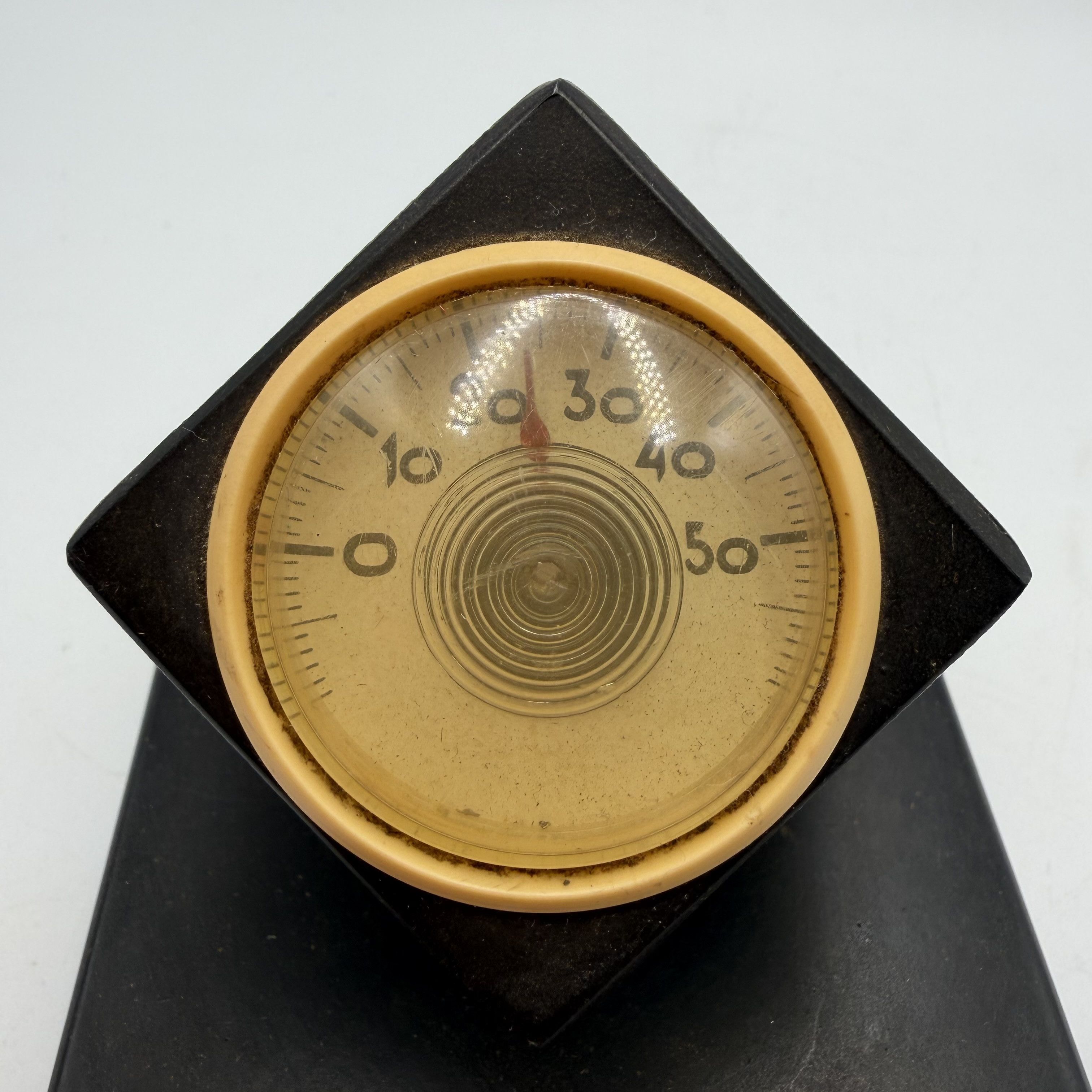 Vintage Vintage Bakelite Desk Thermometer Black Office Decor Size ONE SIZE - 5 Thumbnail