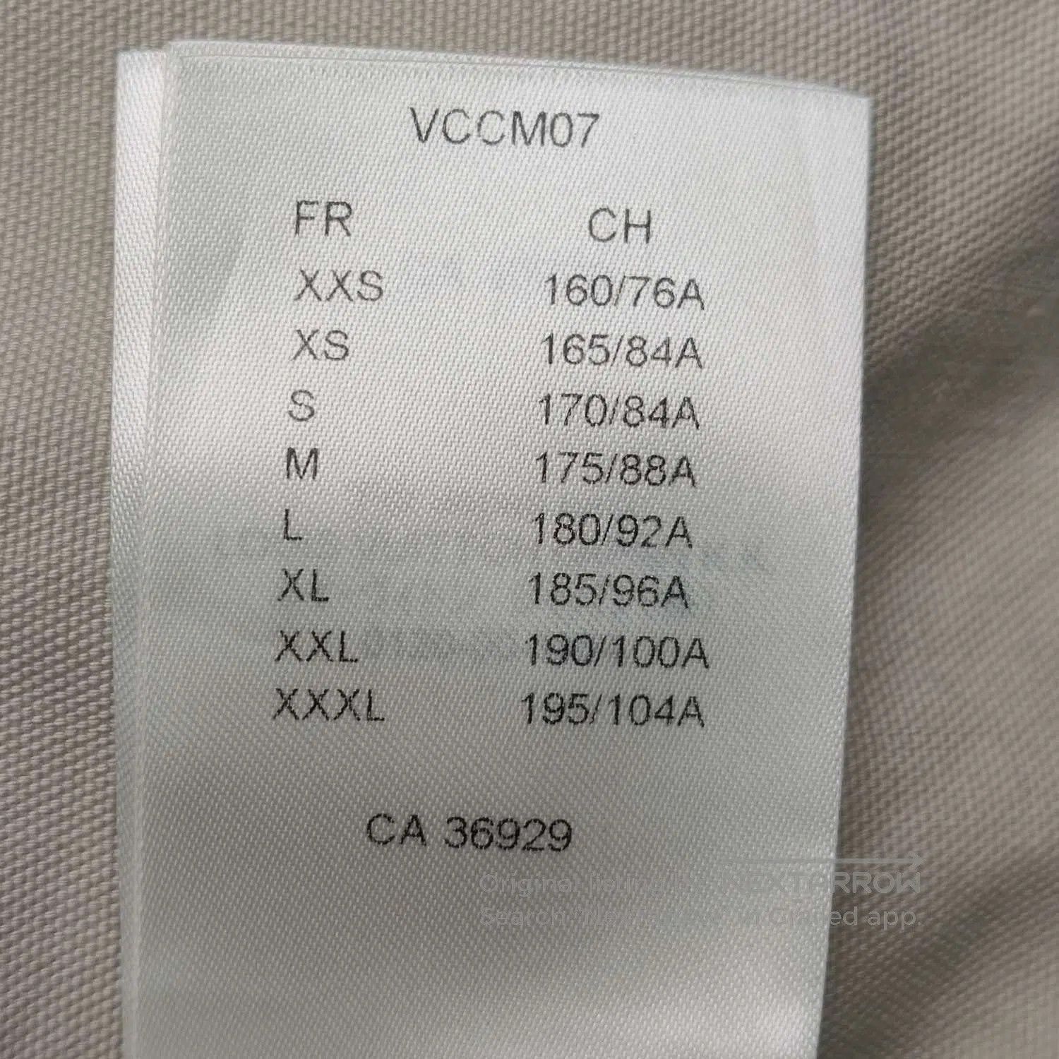 Louis Vuitton Louis Vuitton Collared Logo Long. Size US XXS / EU 40 - 7 Thumbnail