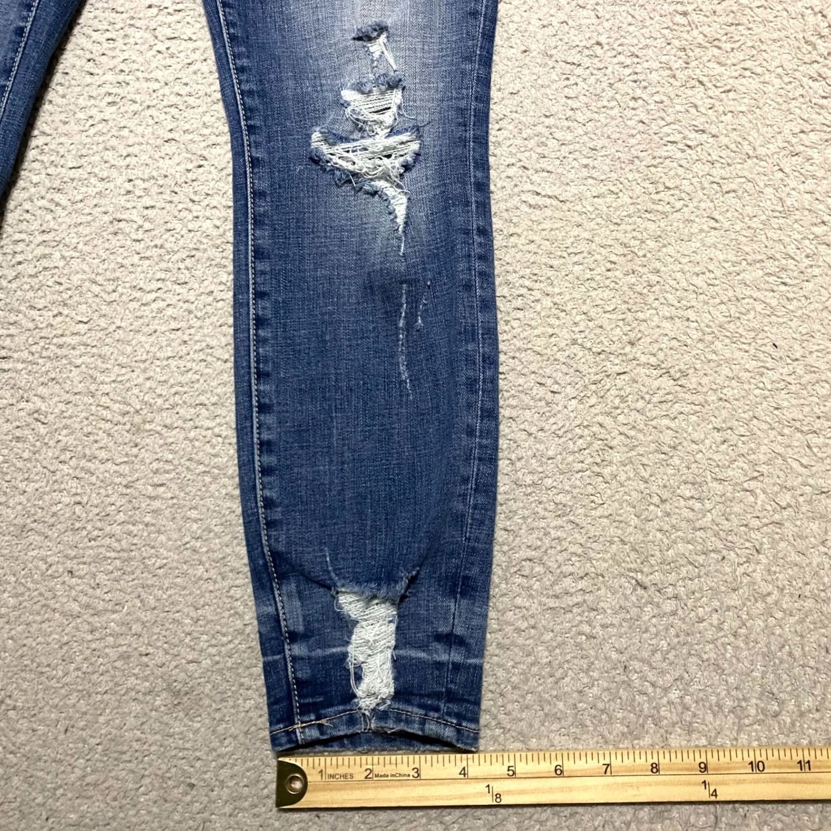 Good American Good American Jeans Womens 8 Blue Denim Skinny High Rise Distressed Medium Wash Size 30" / US 8 / IT 44 - 5 Thumbnail