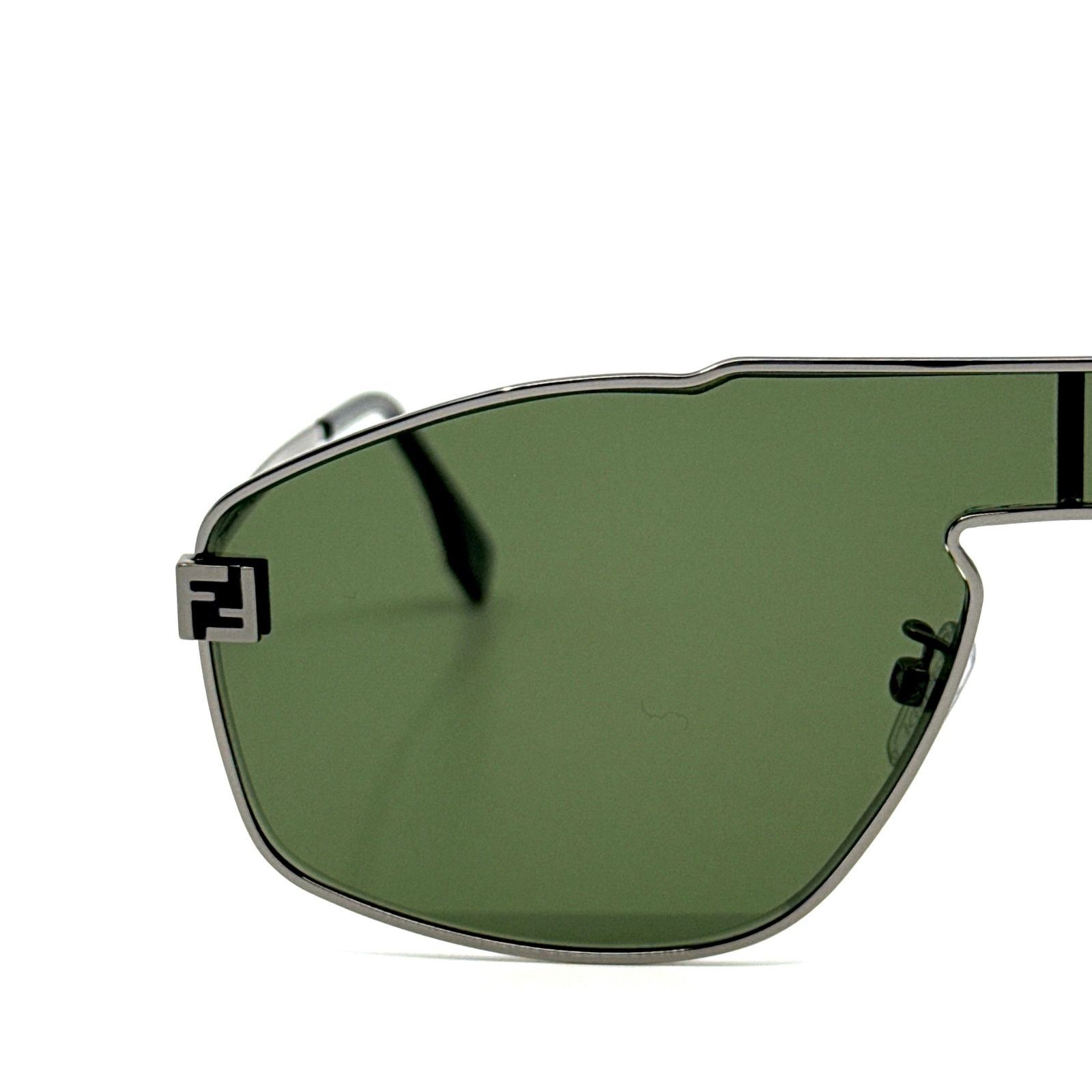 Fendi New, FENDI Sunglasses FE40129U 14N Authentic Size ONE SIZE - 4 Thumbnail