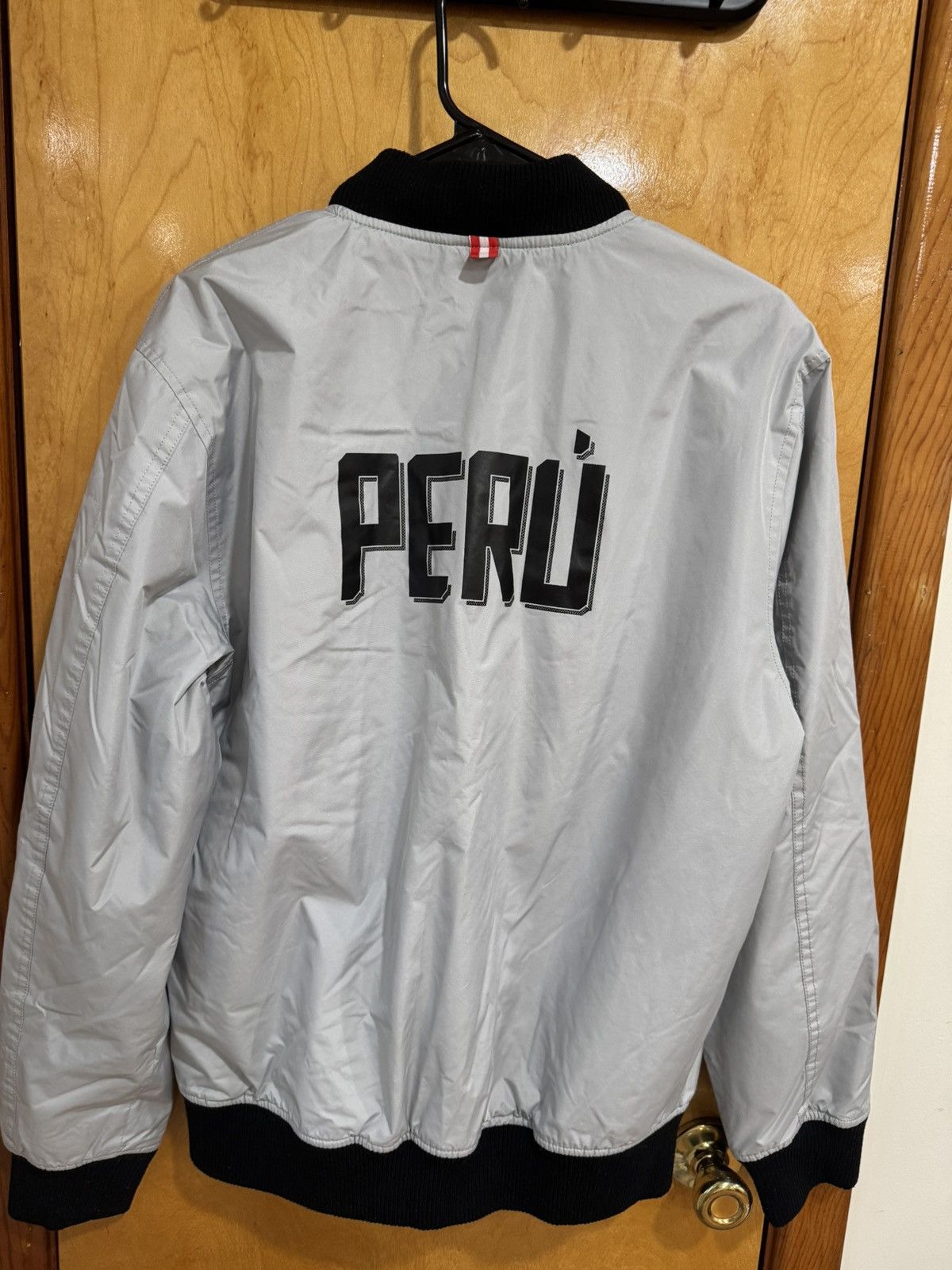 Other Grey Peru National Team Soccer Jacket FPF Size Medium Size US M / EU 48-50 / 2 - 5 Thumbnail