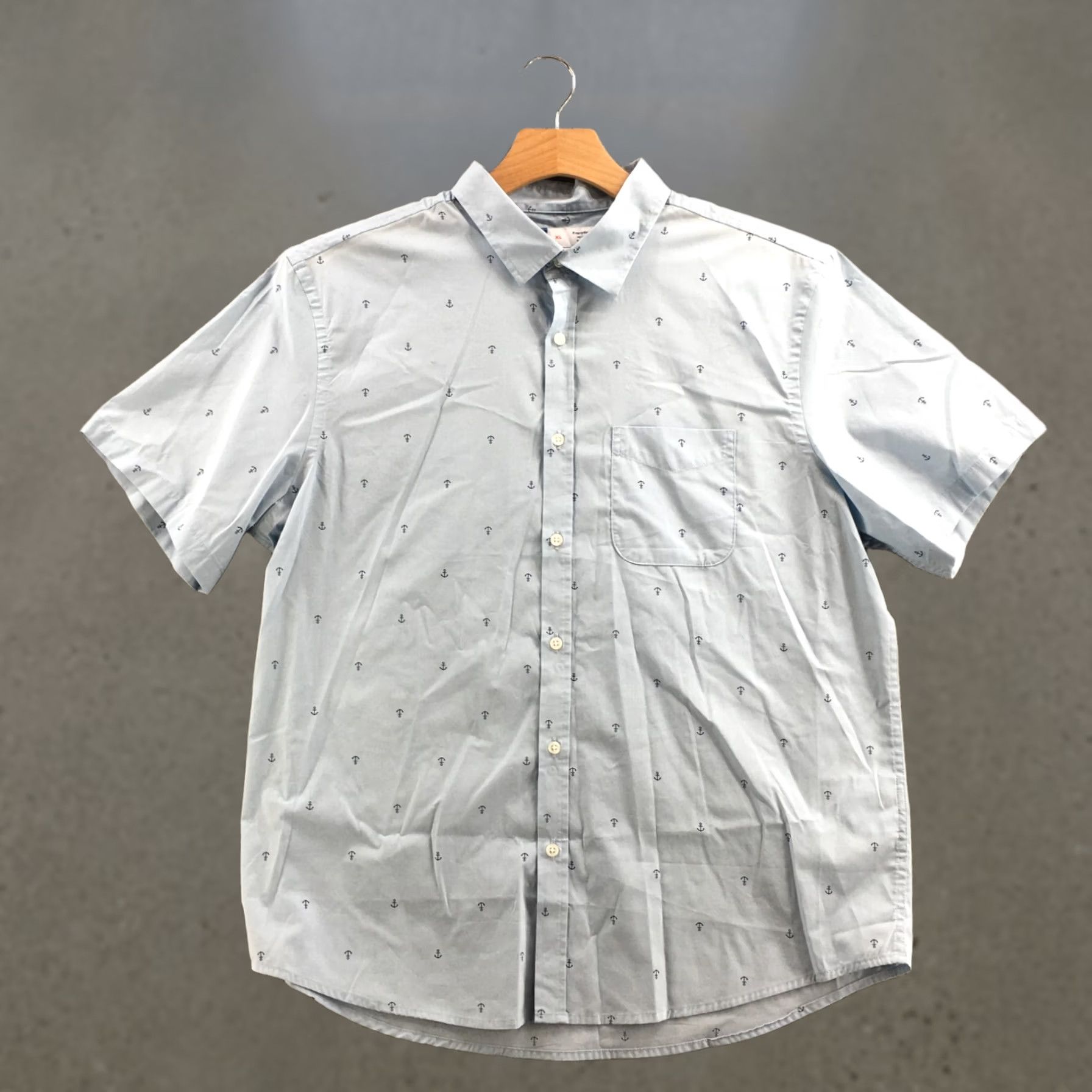 Old Navy Old Navy Button-Up Shirt Womens XL Blue Cotton Blend Collared Short Sleeve NEW Size XL / US 12-14 / IT 48-50 - 1 Thumbnail