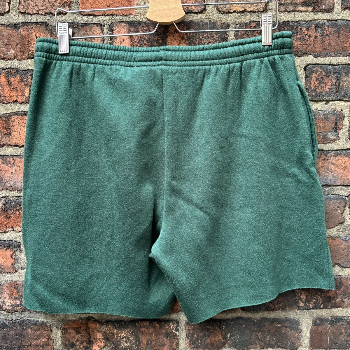 Foot Locker × Vintage Vintage 1990s Green Sweatshorts Size US 32 / EU 48 - 3 Thumbnail