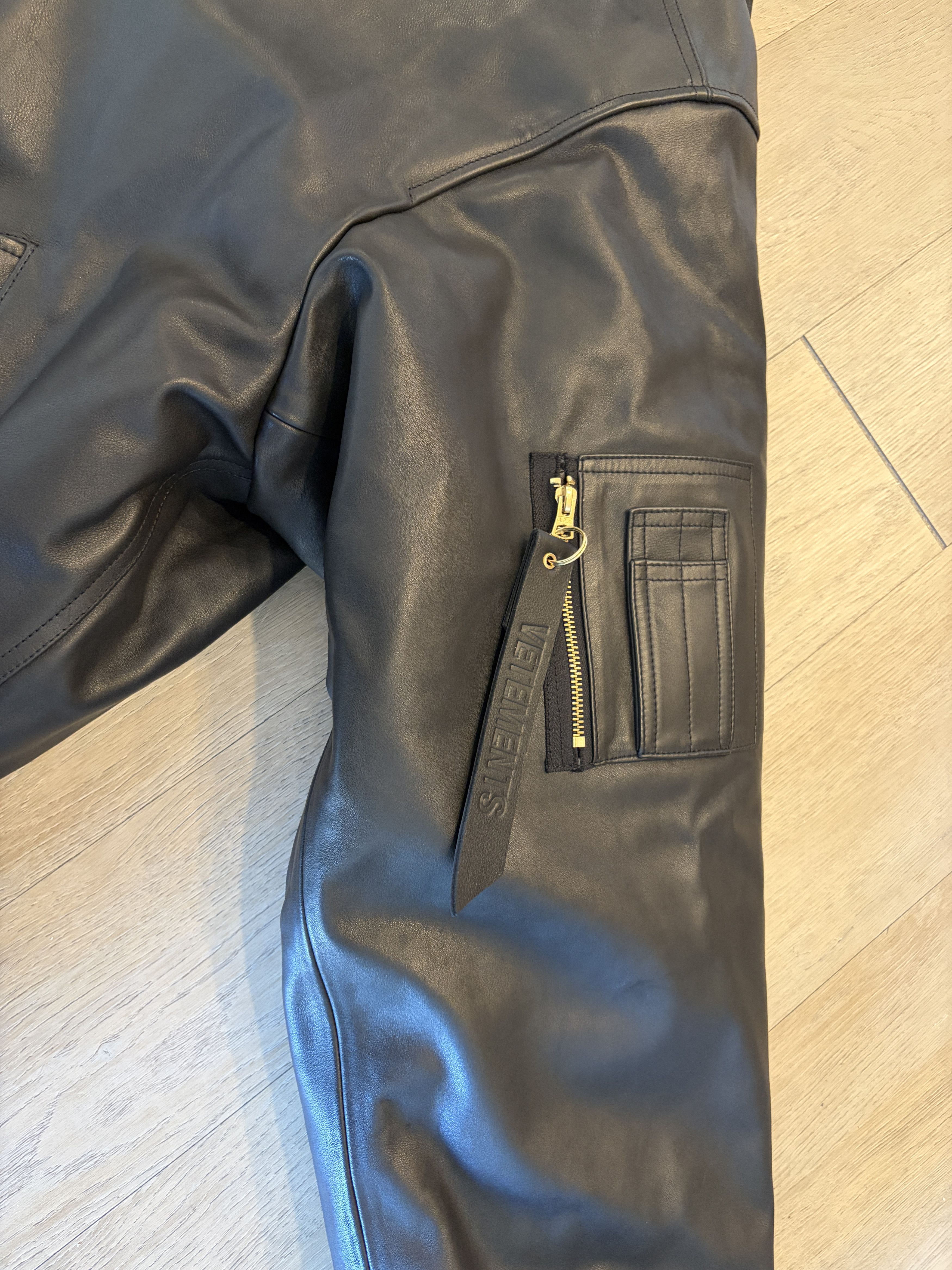 Vetements Vetements Leather MA-1 Bomber Size US S / EU 44-46 / 1 - 6 Thumbnail