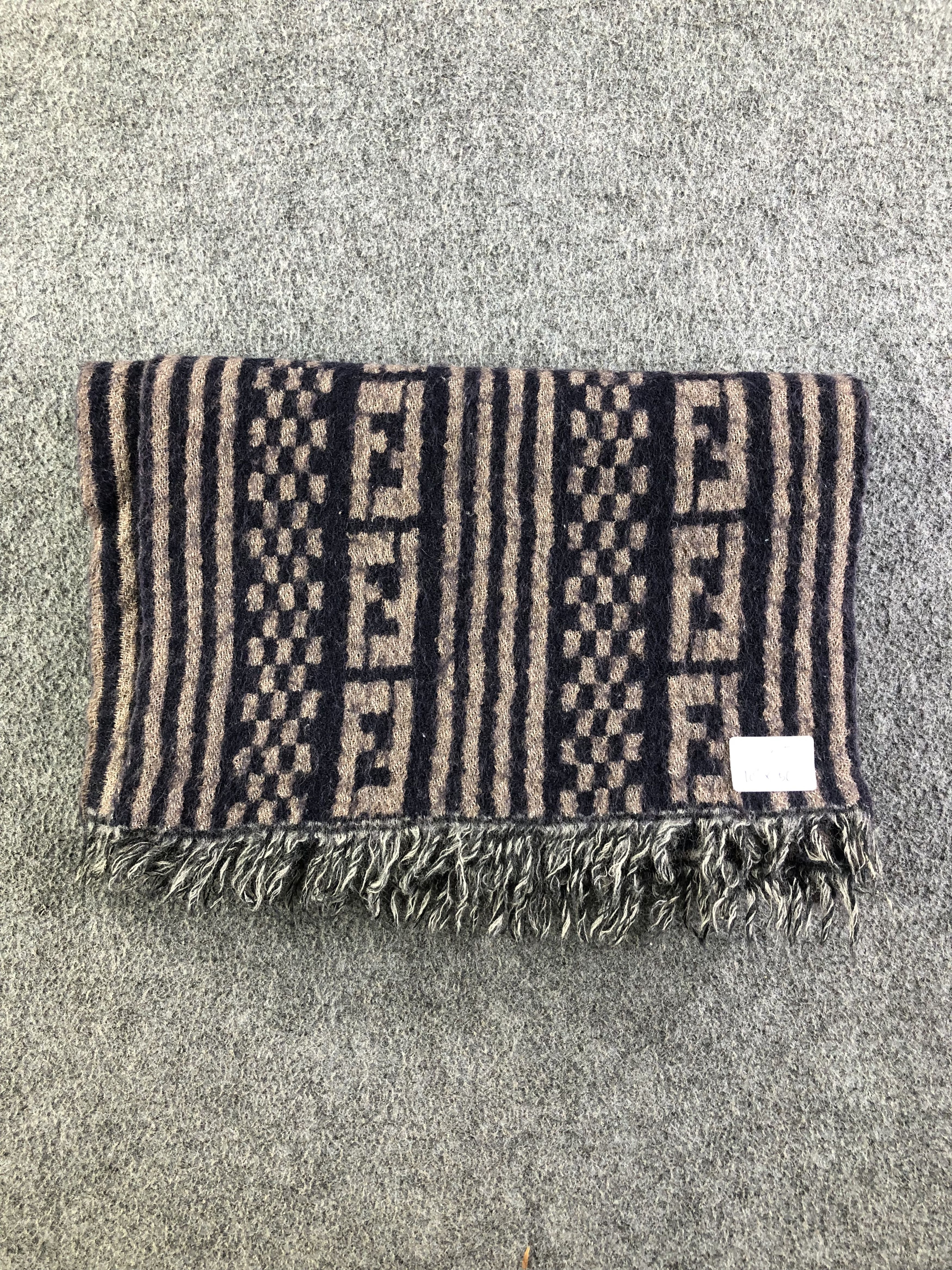 Vintage Fendi Monogram Wool Scarf / Muffler / Neckwear SS1305 Size ONE SIZE - 5 Thumbnail