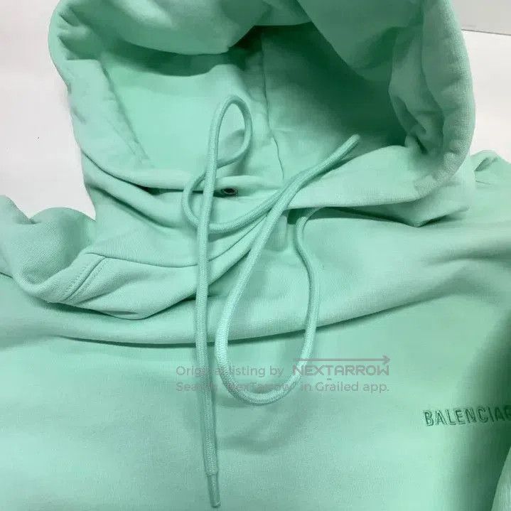 Balenciaga Balenciaga Green Logo Hooded Sweatshirt for Men. Size US M / EU 48-50 / 2 - 6 Thumbnail