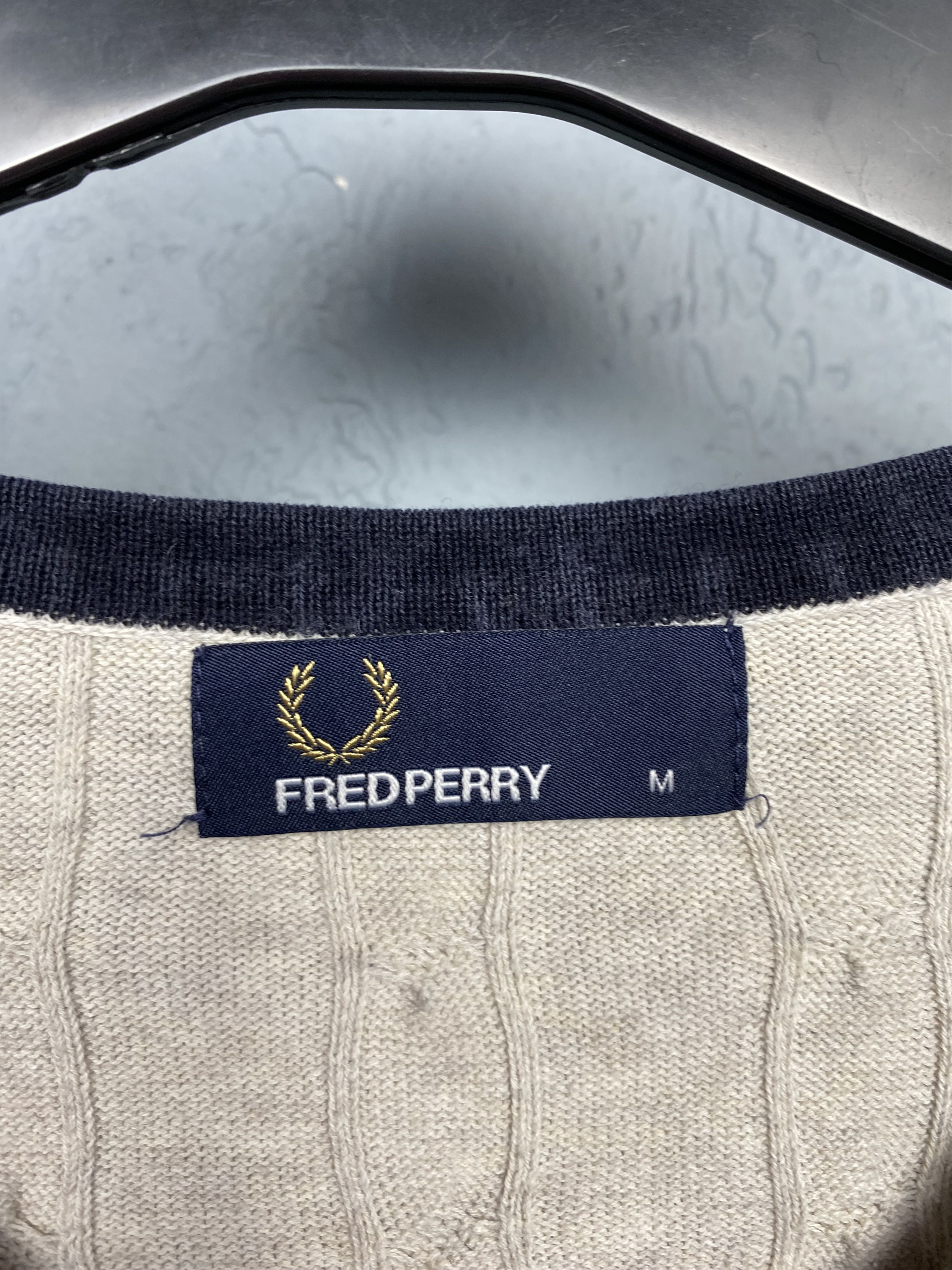 Fred Perry Fred Perry Vintage Mens V-Neck Knit Sweater Size US M / EU 48-50 / 2 - 4 Thumbnail