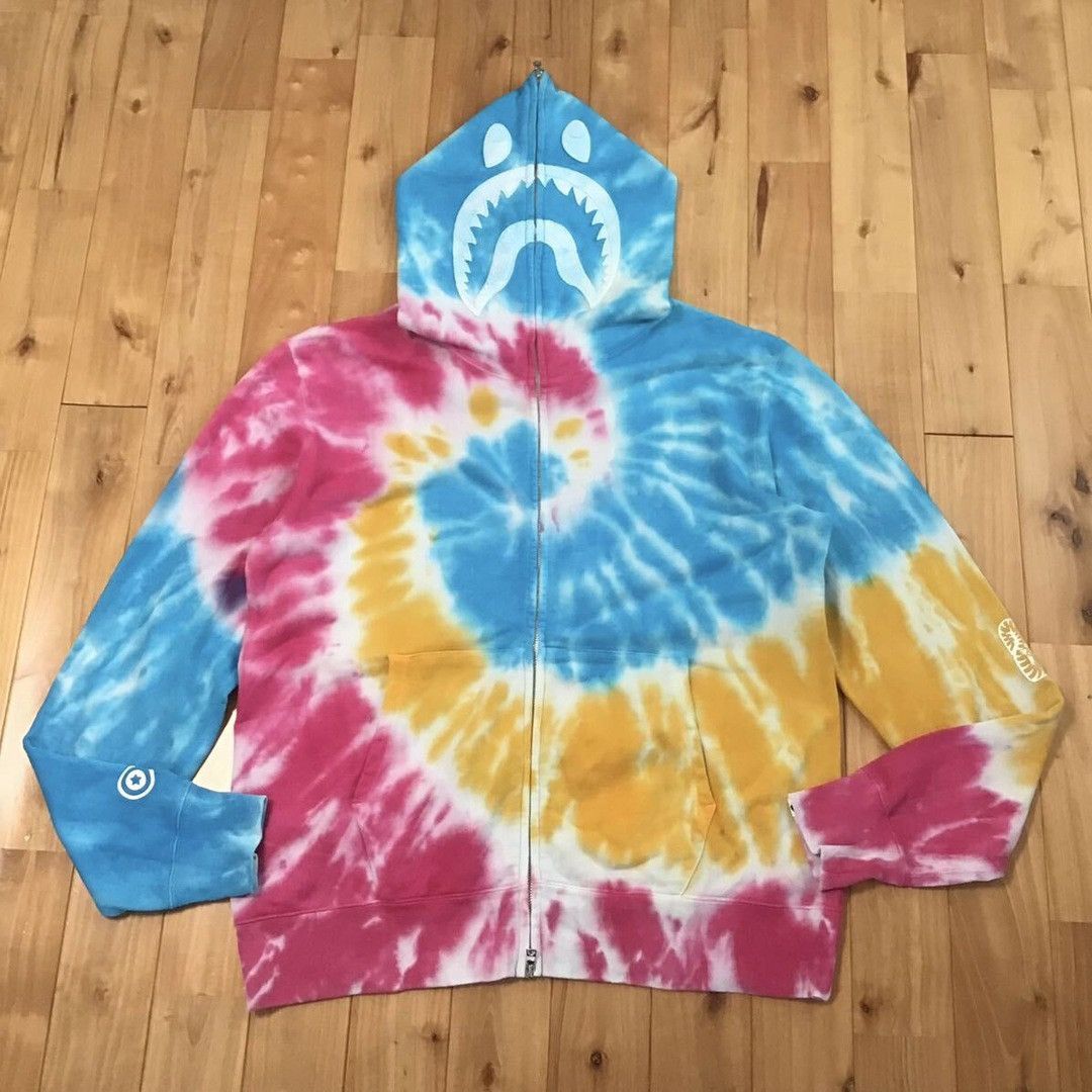 Bape BAPE Tie dye shark full zip hoodie a bathing ape Size US XL / EU 56 / 4 - 1 Thumbnail