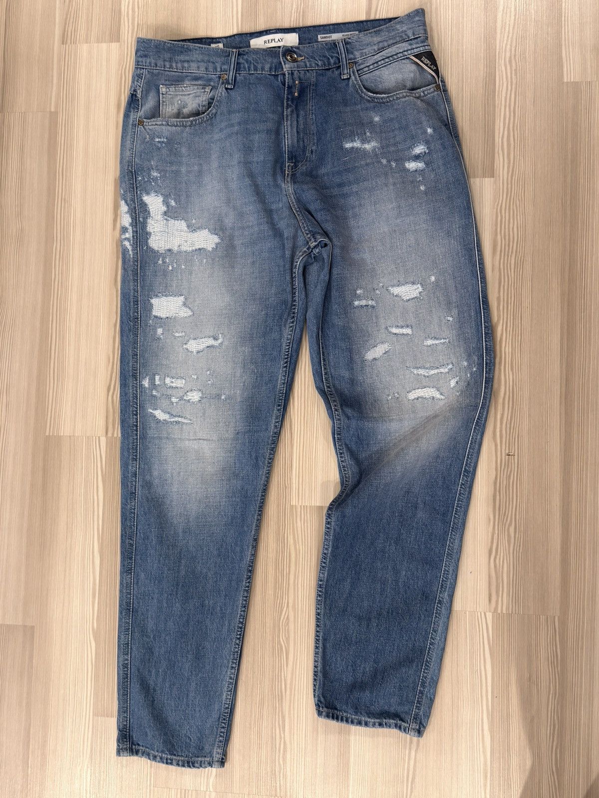 Replay Replay Sandot Relaxed Tapered Distressed Blue Jeans W33 L30 Size US 33 - 13 Thumbnail