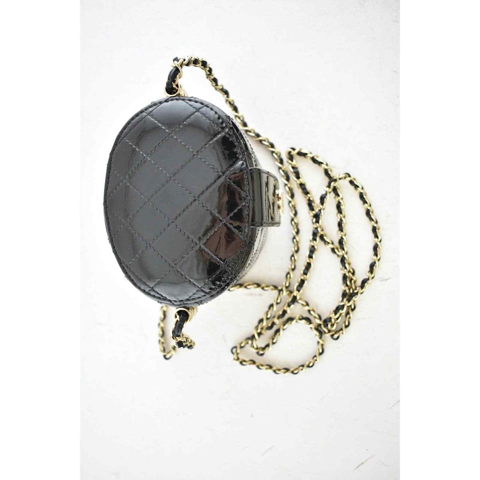 Chanel Chanel Mini Black Patent Vanity Quilted Crossbody Bag Size ONE SIZE - 9 Thumbnail