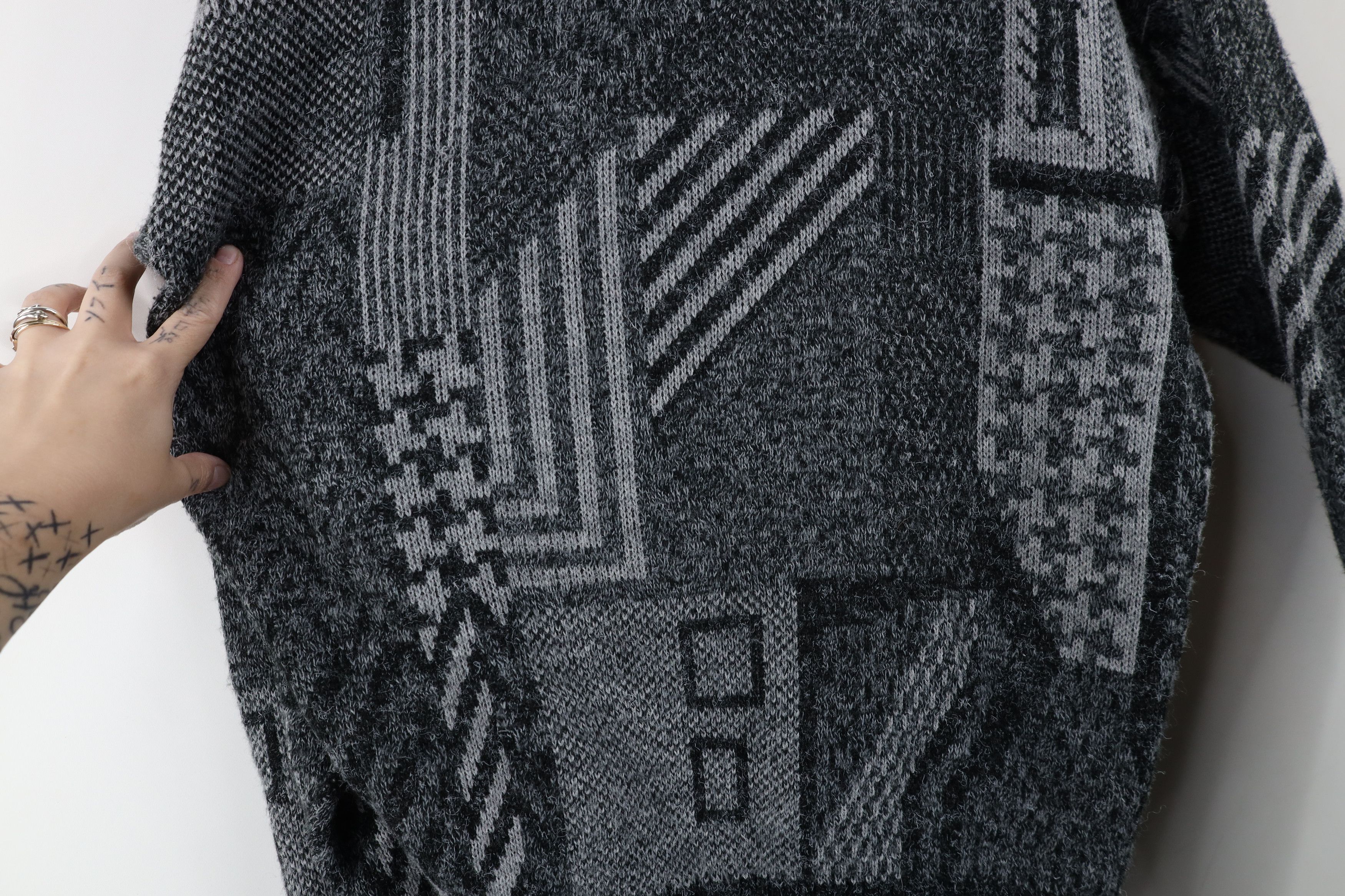 Vintage Vintage 90s Streetwear Geometric Knit Crewneck Sweater USA Size US L / EU 52-54 / 3 - 5 Thumbnail