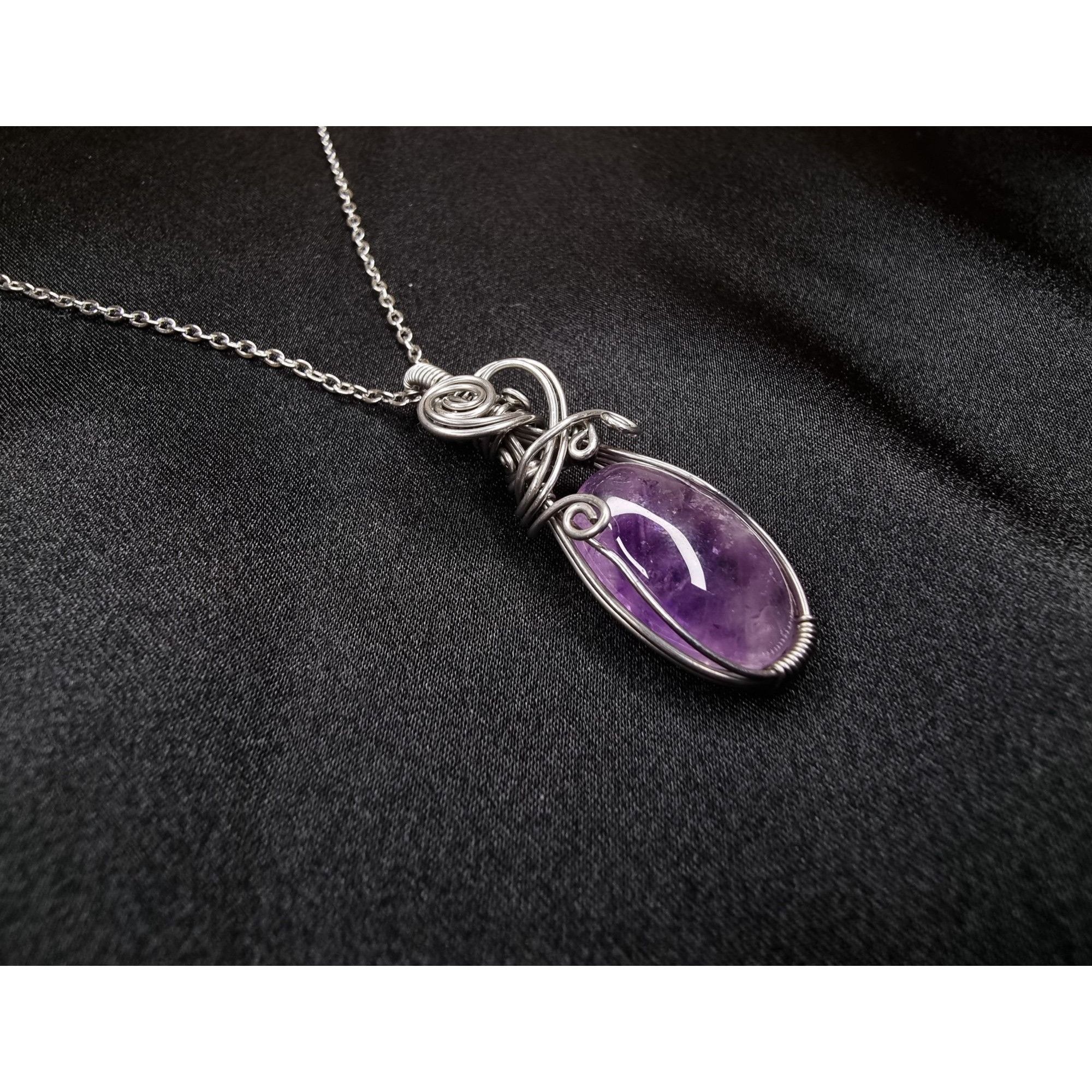 Vintage Genuine Amethyst Necklace With Handcrafted Wire Wrap Pendan Size ONE SIZE - 5 Thumbnail