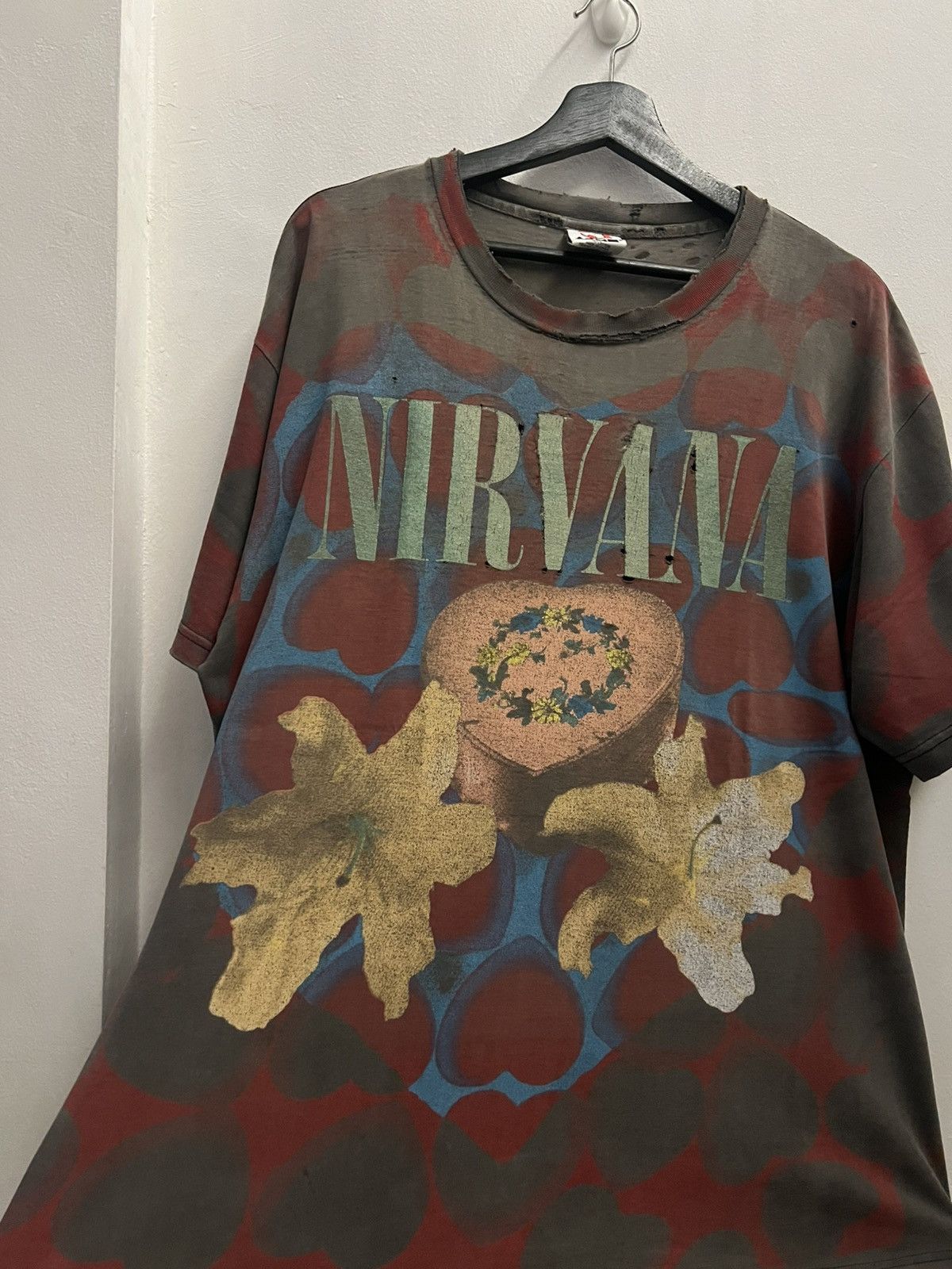 Nirvana × Vintage Vintage 1993 Nirvana Heart Shape Box Australian ACME Size US XL / EU 56 / 4 - 1 Thumbnail