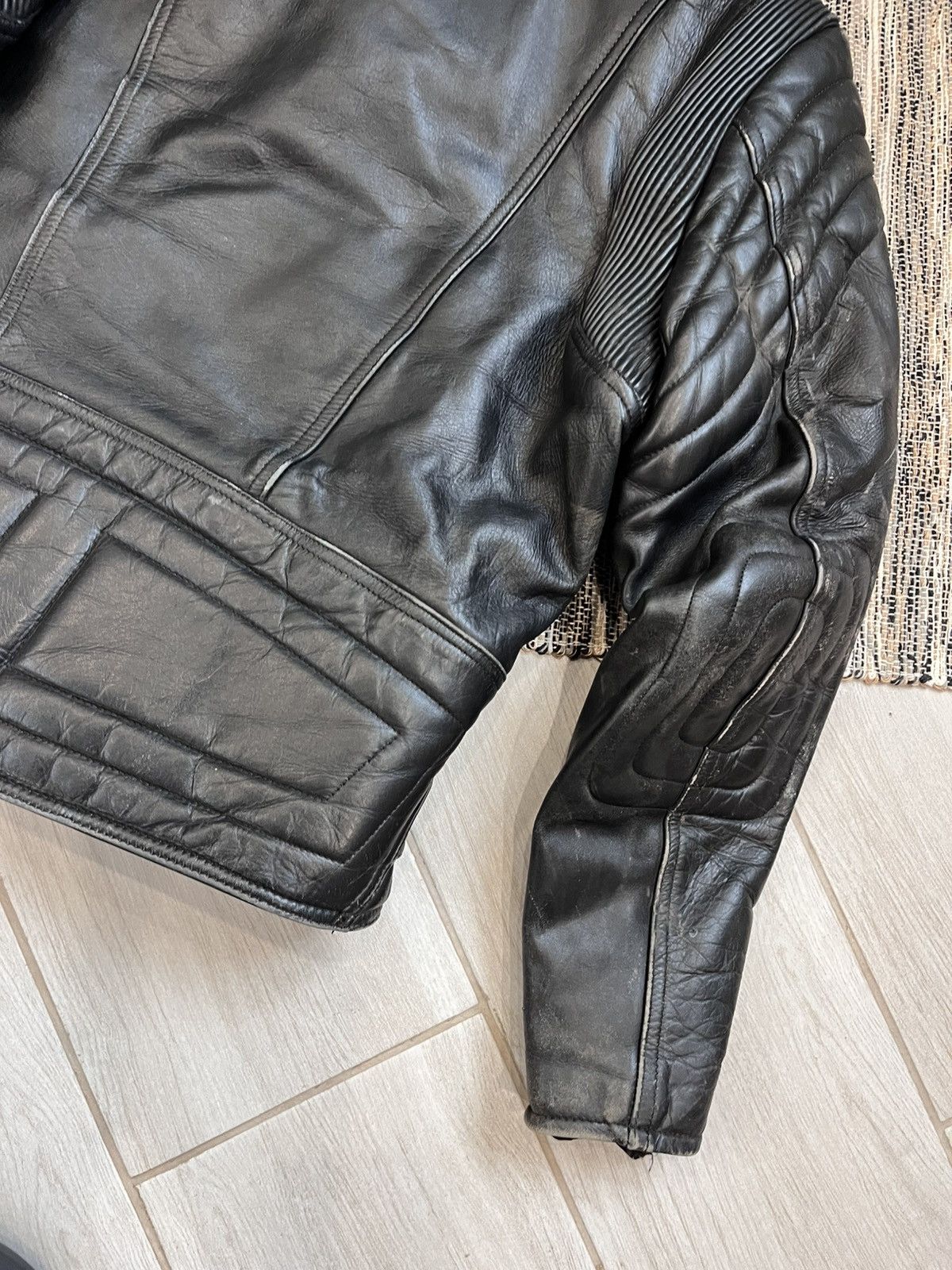 Vintage Vintage MOTO Leather Jacket Racing Motorcycle Biker faded Size US M / EU 48-50 / 2 - 16 Thumbnail