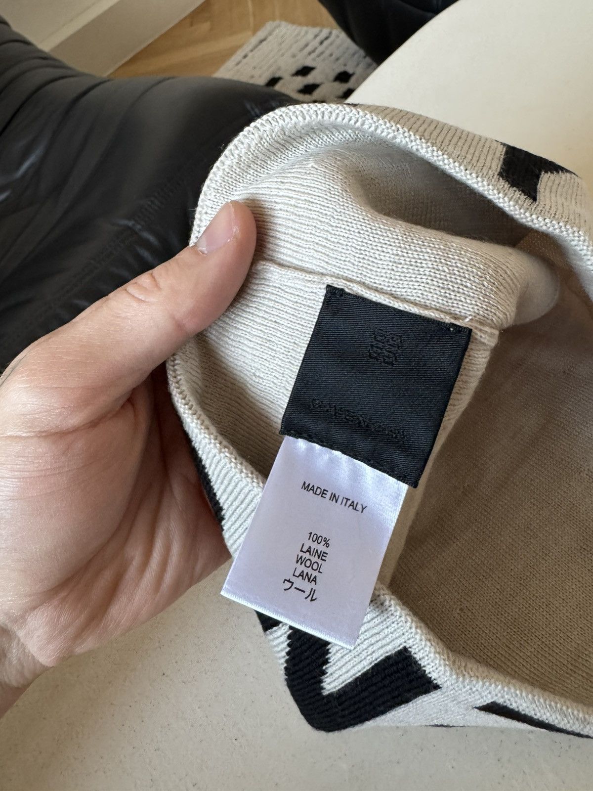 Givenchy Givenchy Intarsia Knit Logo Beanie Designer Luxury High End Size ONE SIZE - 4 Thumbnail