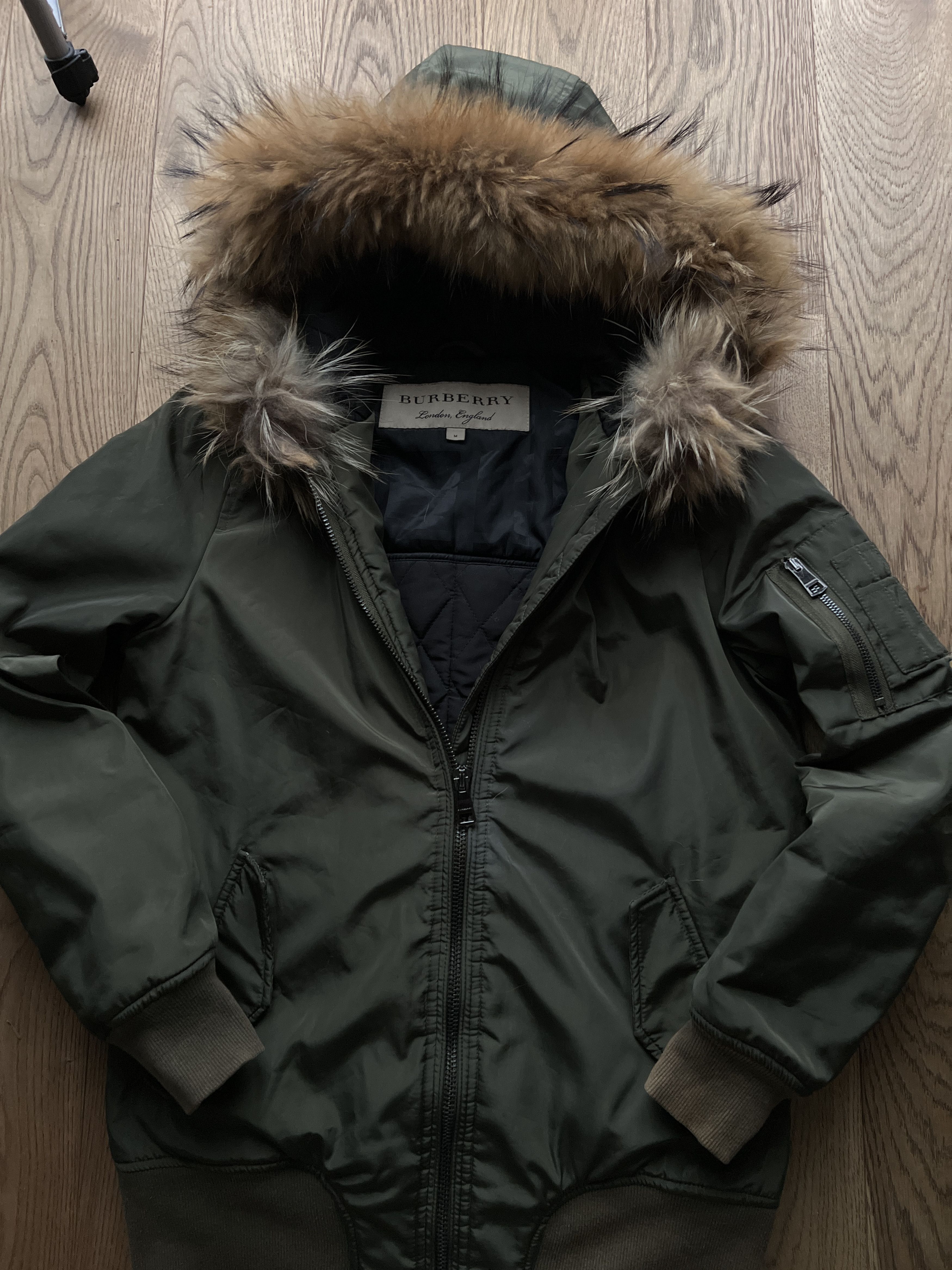 Burberry Burberry vintage faux fur hood bomber jacket avant garde y2k Size M / US 6-8 / IT 42-44 - 7 Thumbnail