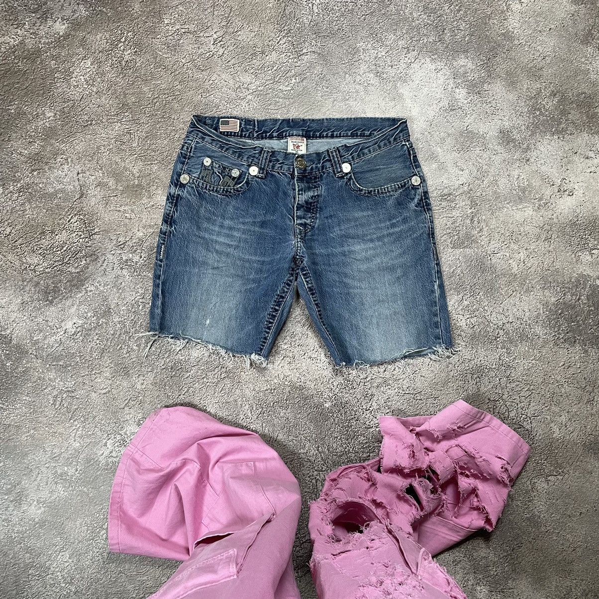 Vintage Vintage Y2K True Religion Distressed Shorts Skate Swag 36 Size US 36 / EU 52 - 2 Thumbnail