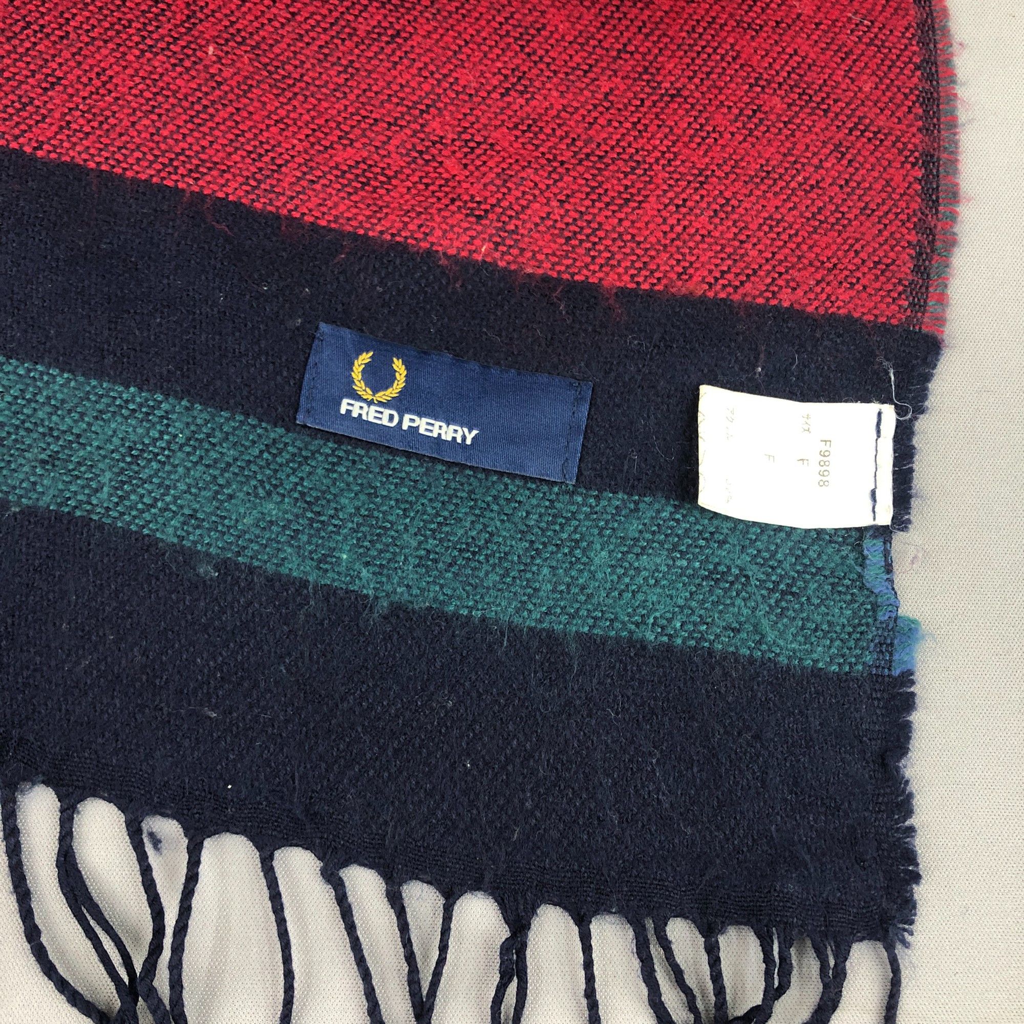 Fred Perry Vitage Fred Perry Scarf Muffler Wool Cashmere Scarves. Size ONE SIZE - 7 Thumbnail