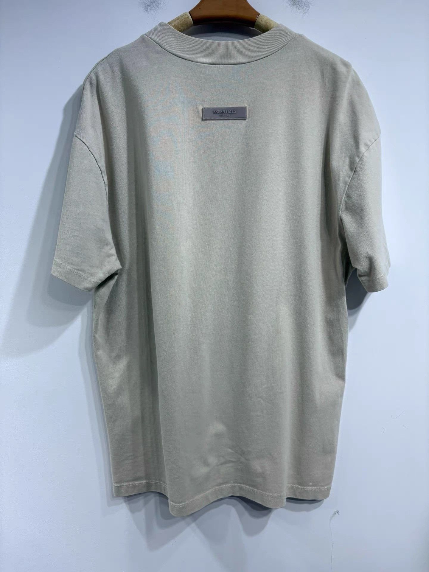 Essentials Essentials Men's Short Sleeve K29 Size US XS / EU 42 / 0 - 2 Thumbnail