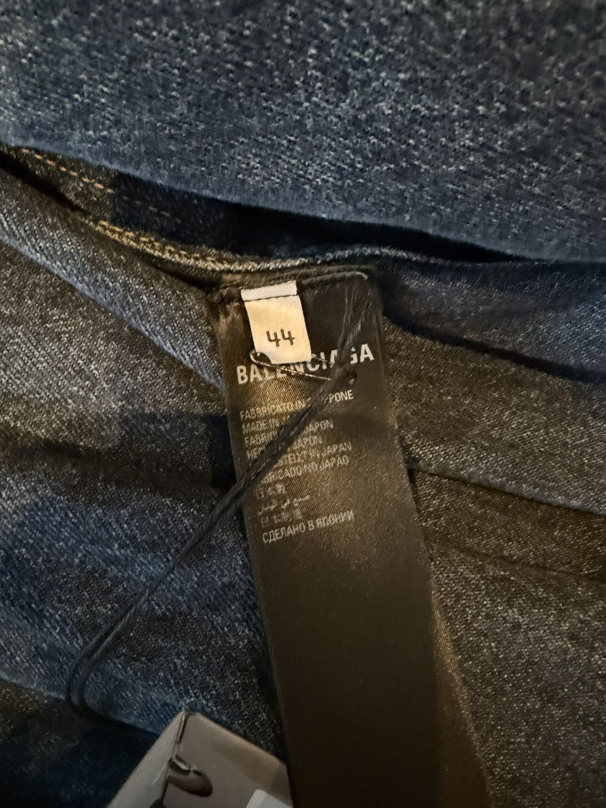 Balenciaga Balenciaga Padded Oversized Denim Jacket Size US S / EU 44-46 / 1 - 6 Thumbnail