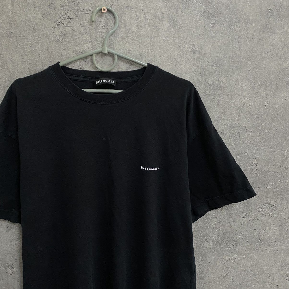 Balenciaga Balenciaga T-Shirt Size US S / EU 44-46 / 1 - 5 Thumbnail