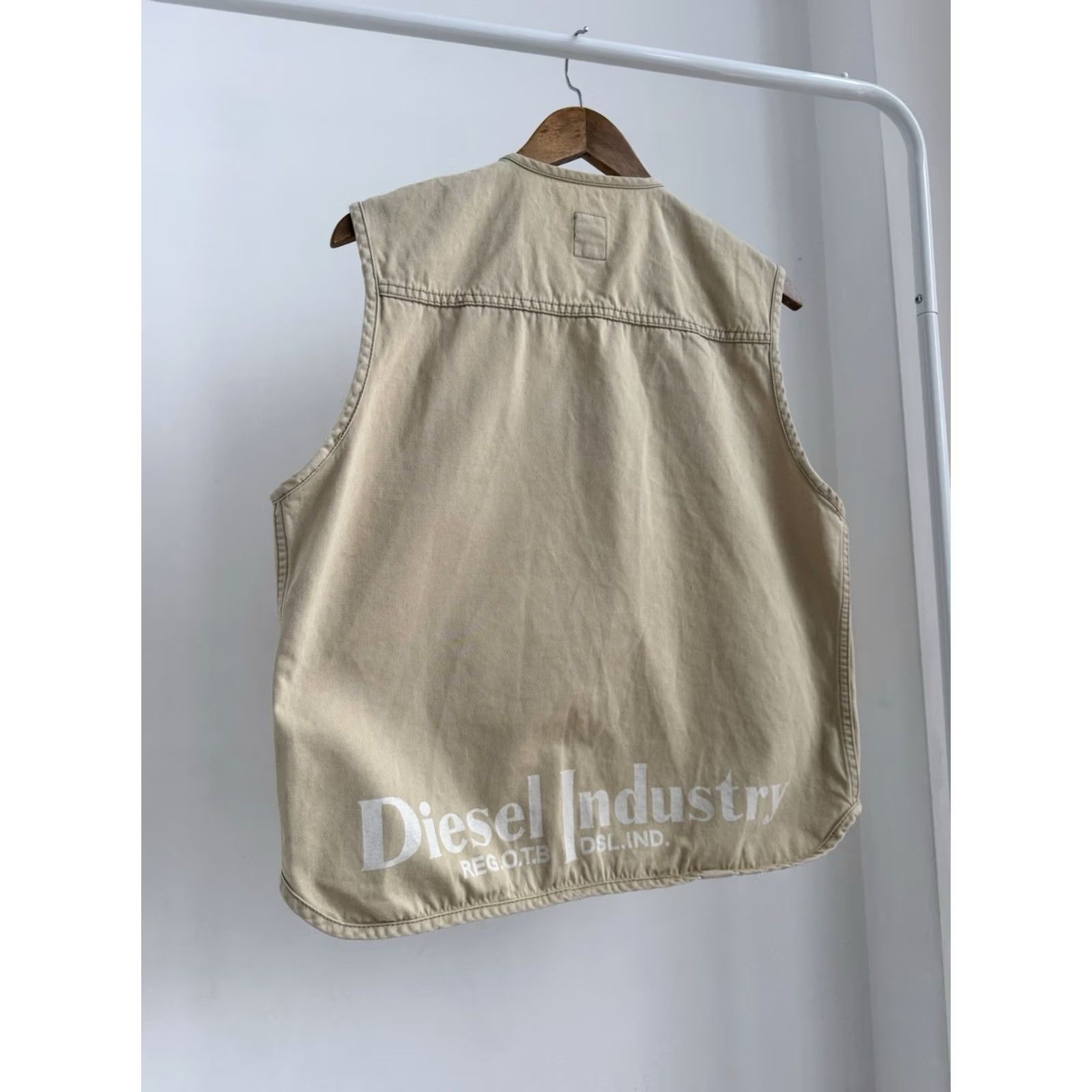 Diesel VINTAGE Diesel Vest Men 90s Workwear Canvas Button-Up Size M Beige / Brown Casual Streetwear 90s Retro Military Pockets Size US M / EU 48-50 / 2 - 4 Thumbnail