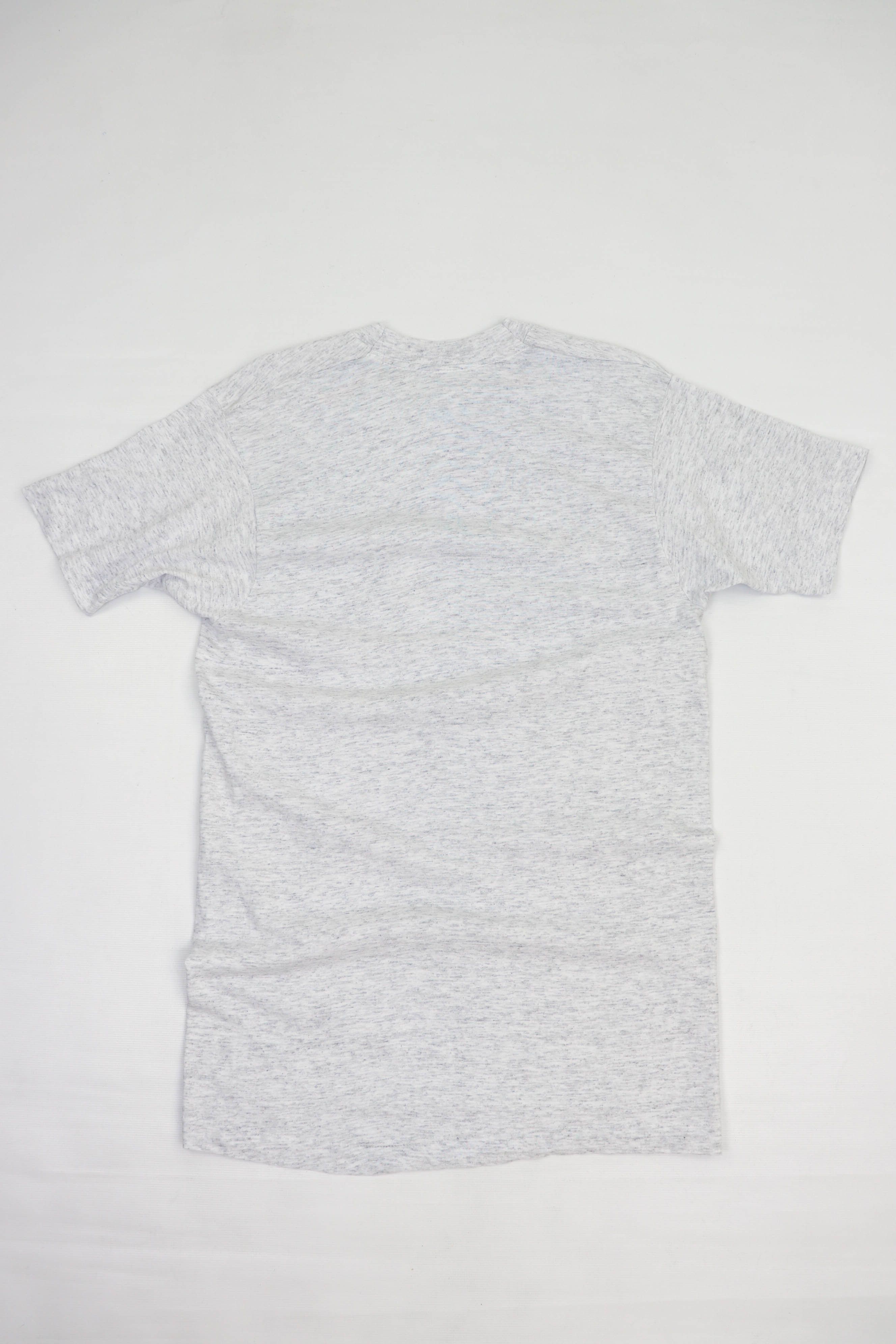 Vintage Fruit of the Loom Vintage Made in USA Single Stitch T-shirt Size US M / EU 48-50 / 2 - 2 Thumbnail