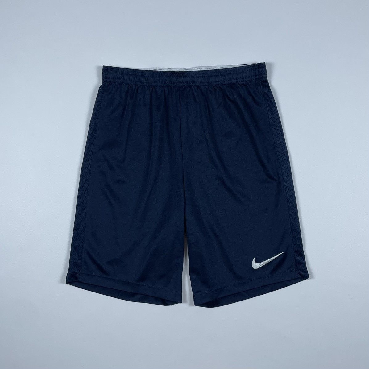 Nike Vintage Nike dri-fit Shorts Size US 30 / EU 46 - 1 Thumbnail